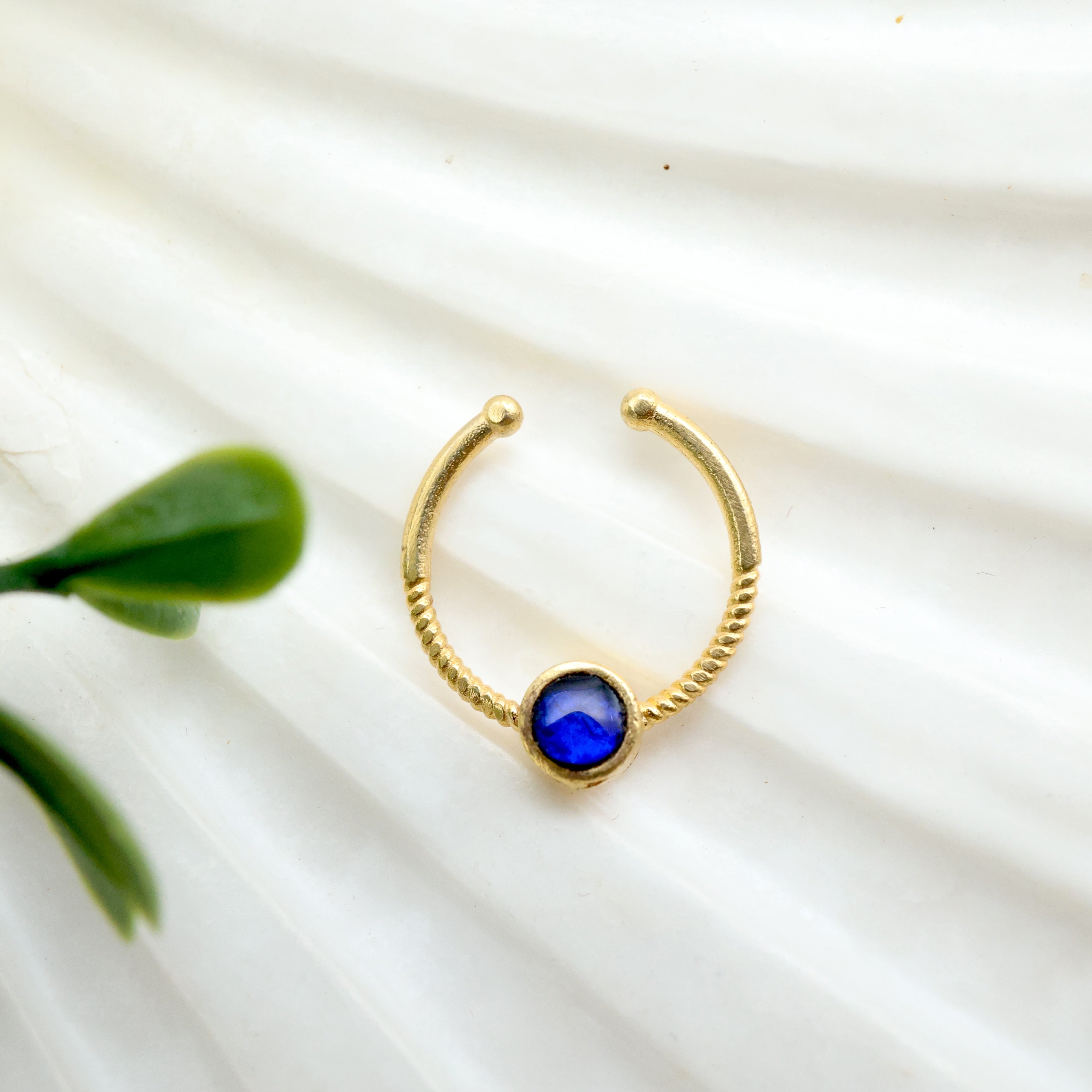 JADAU KUNDAN SINGLE PLAIN BLUE DOT SEPTUM NOSE RING - NO PIERCING NEEDED