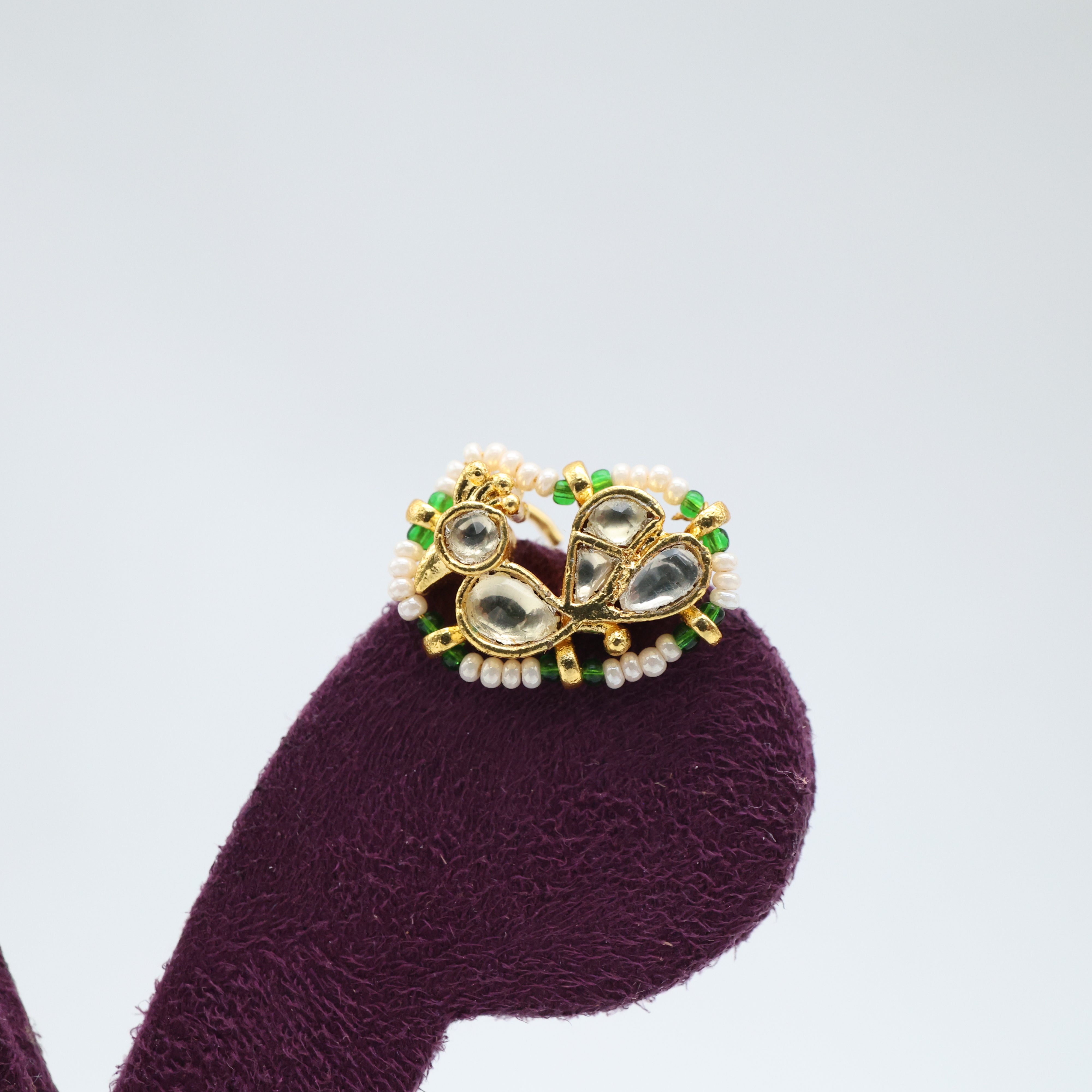 PREMIUM PACHI KUNDAN PEACOCK WIRED NOSEPIN/NATH - WHITE