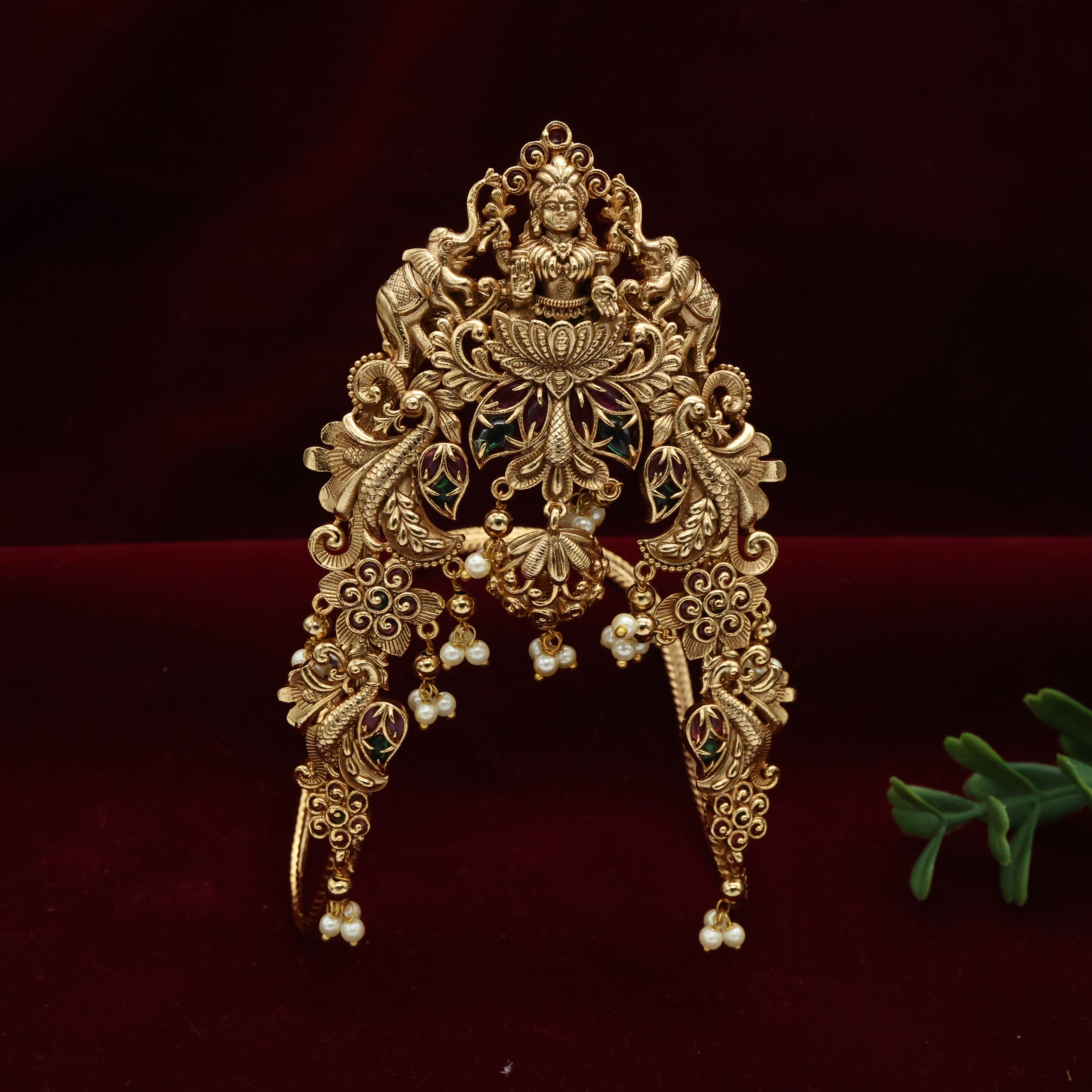 Antique Gold Nagas Gajalakshmi Single Bridal Vanki