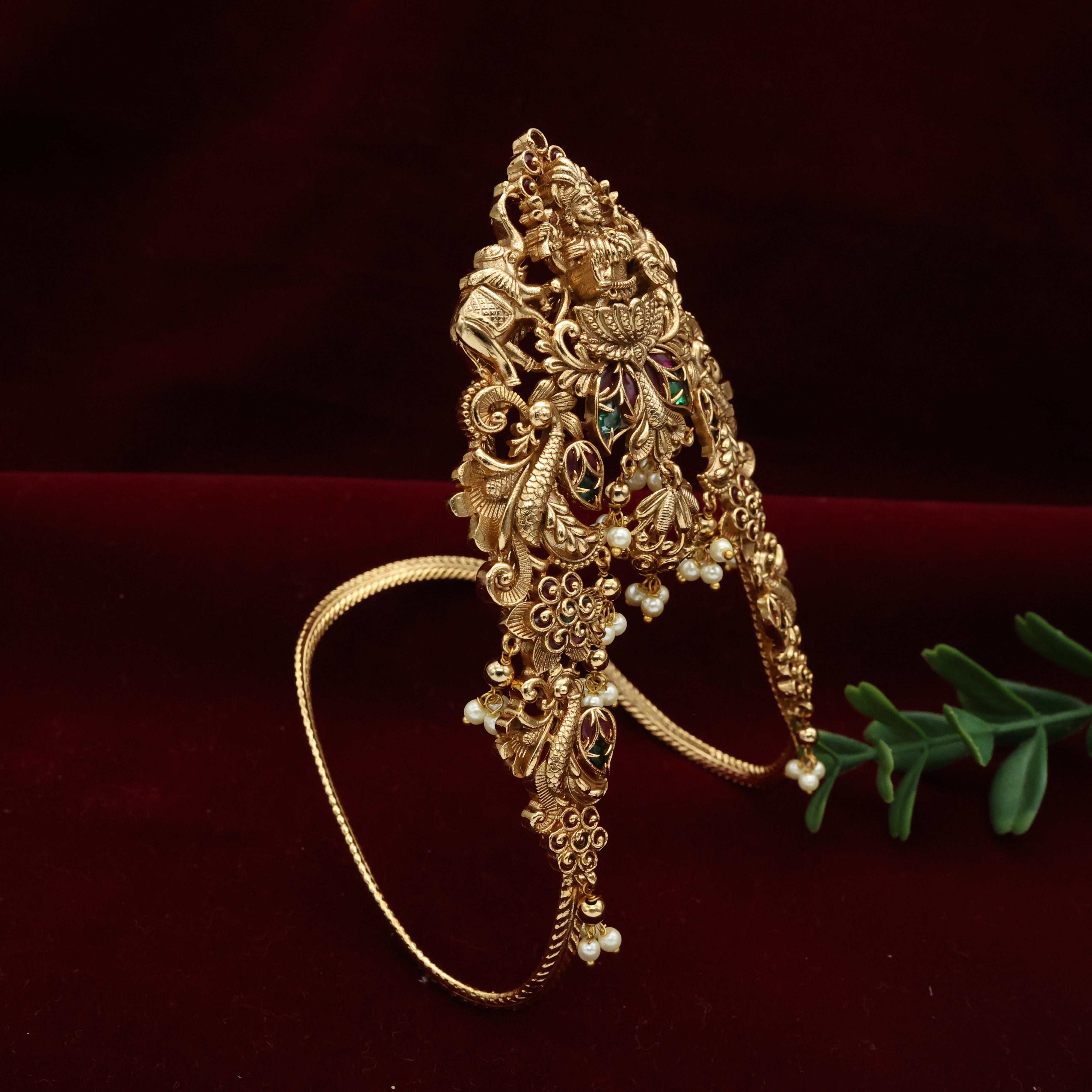 Antique Gold Nagas Gajalakshmi Single Bridal Vanki