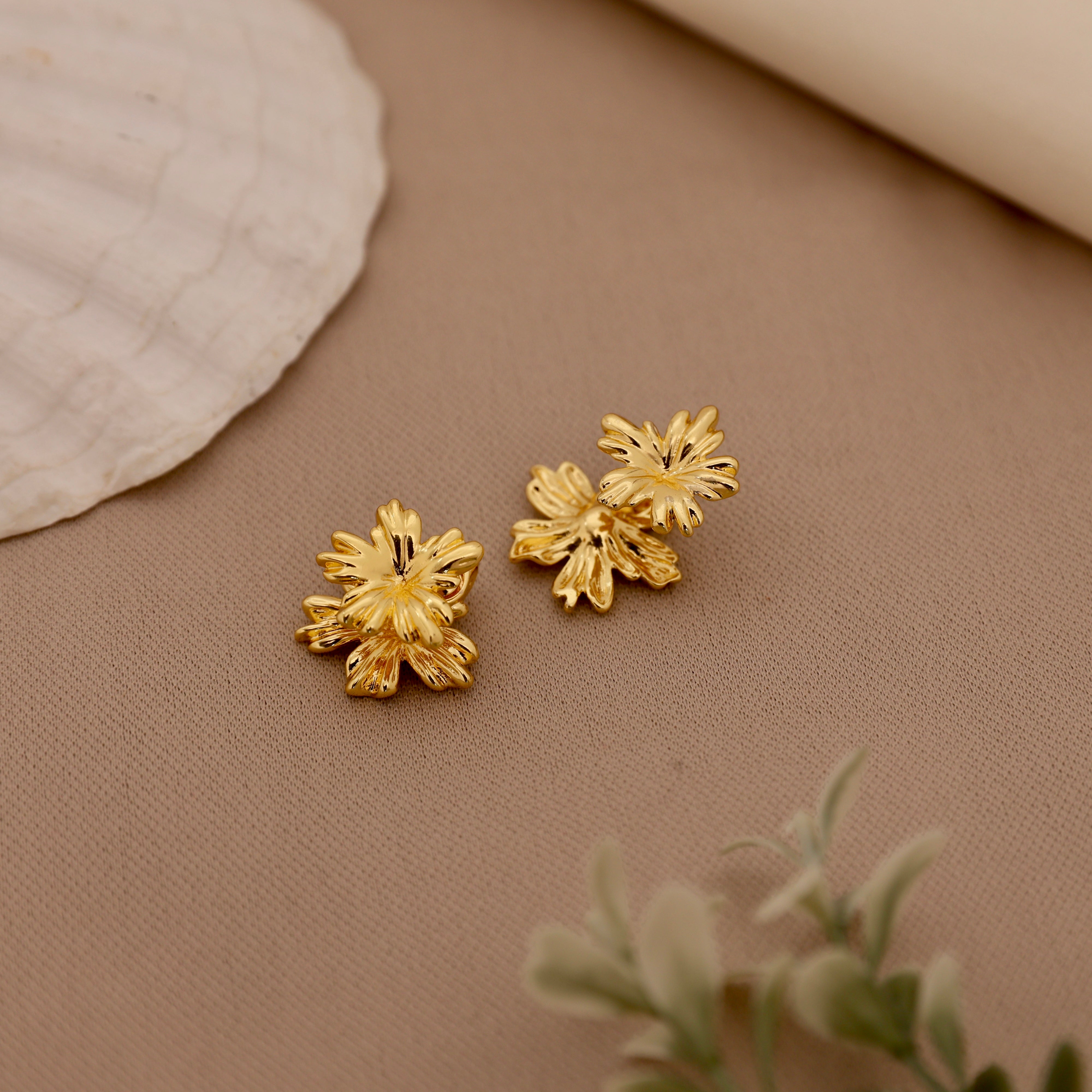 Anti-Tarnish Gold Tone Earrings - Double Side Flower