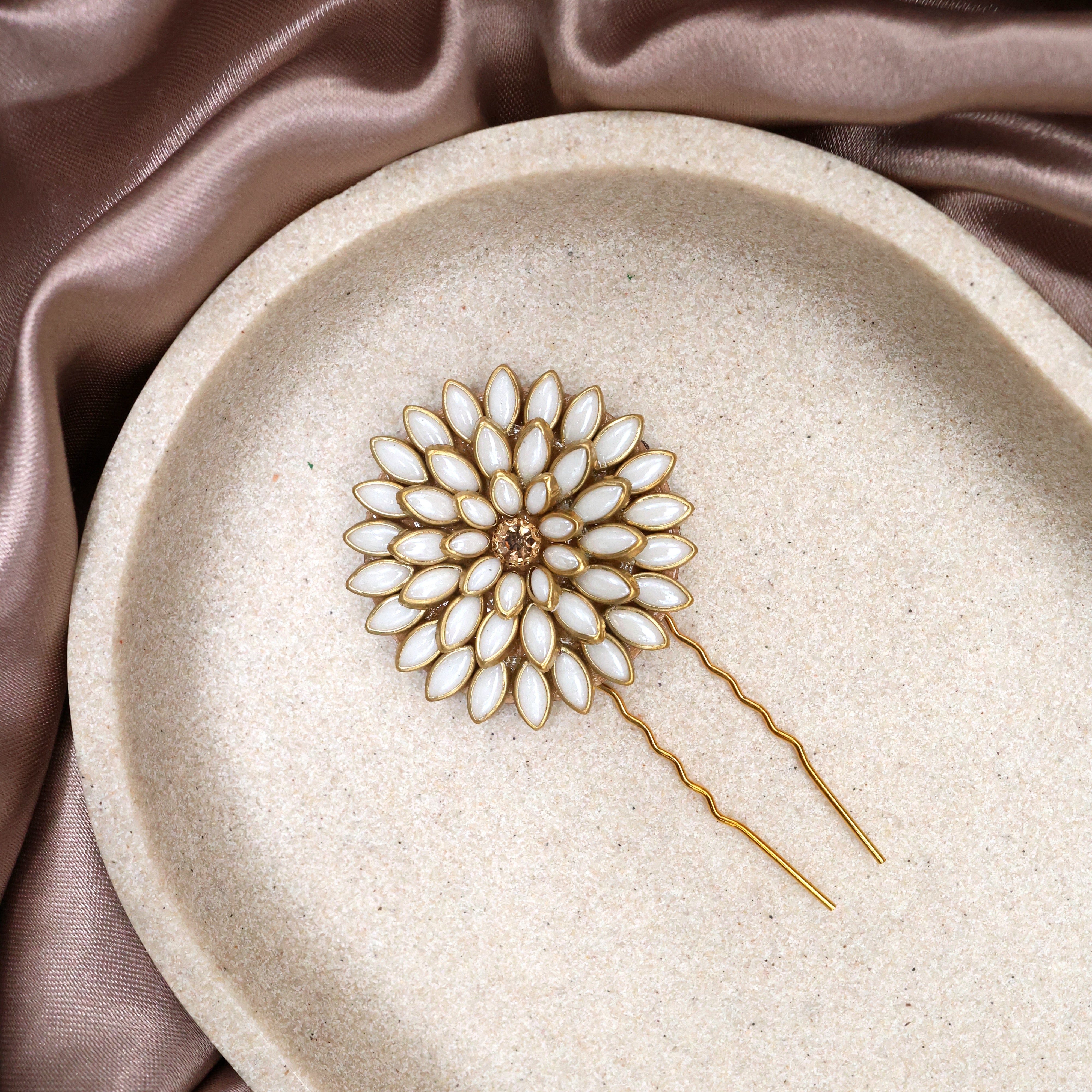 Handmade Kundan Pearl Gold Stone Flower Hair Pin - Flower U Pin