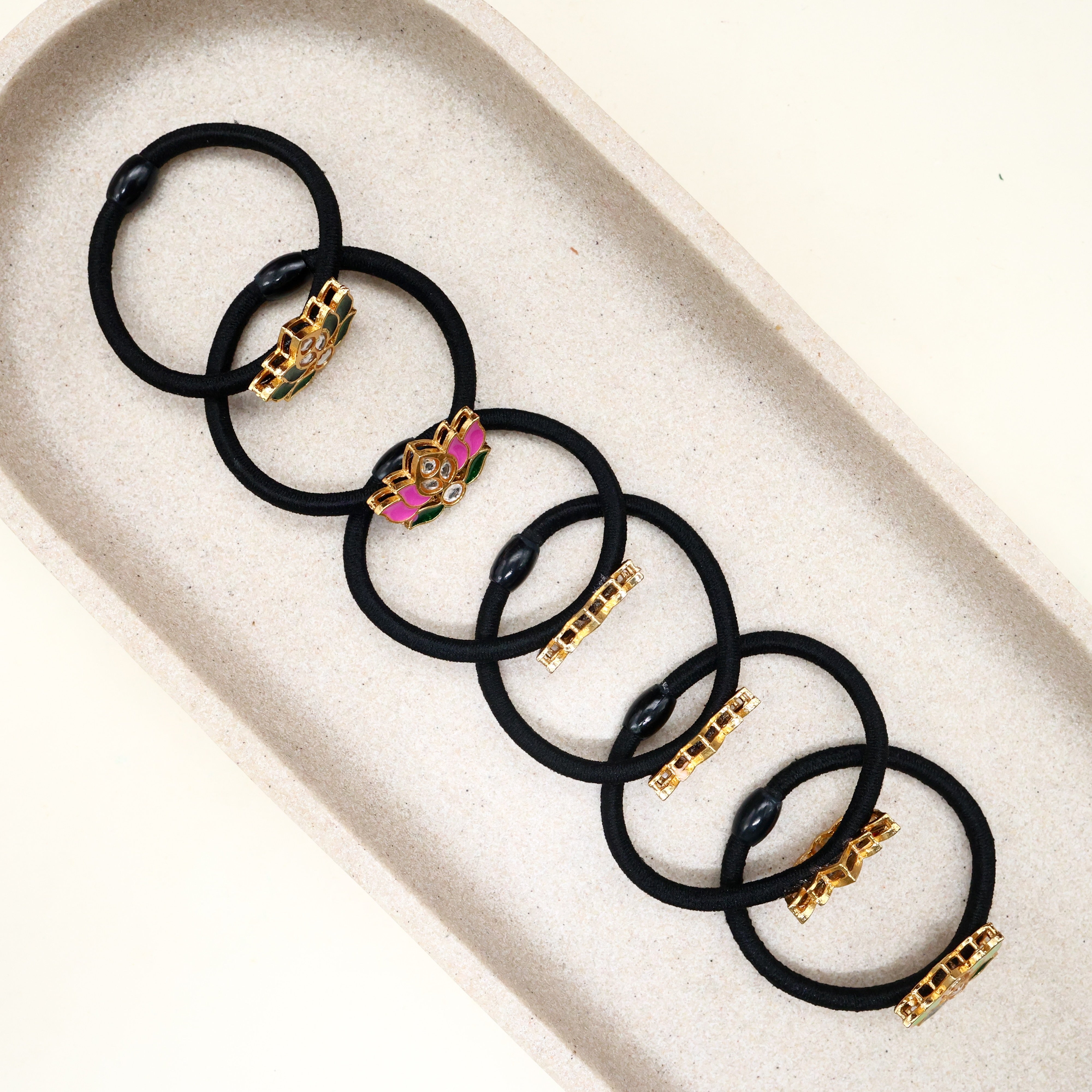 Pack Of 6 Kundan Lotus Hair Bands ( Assorted Colours )