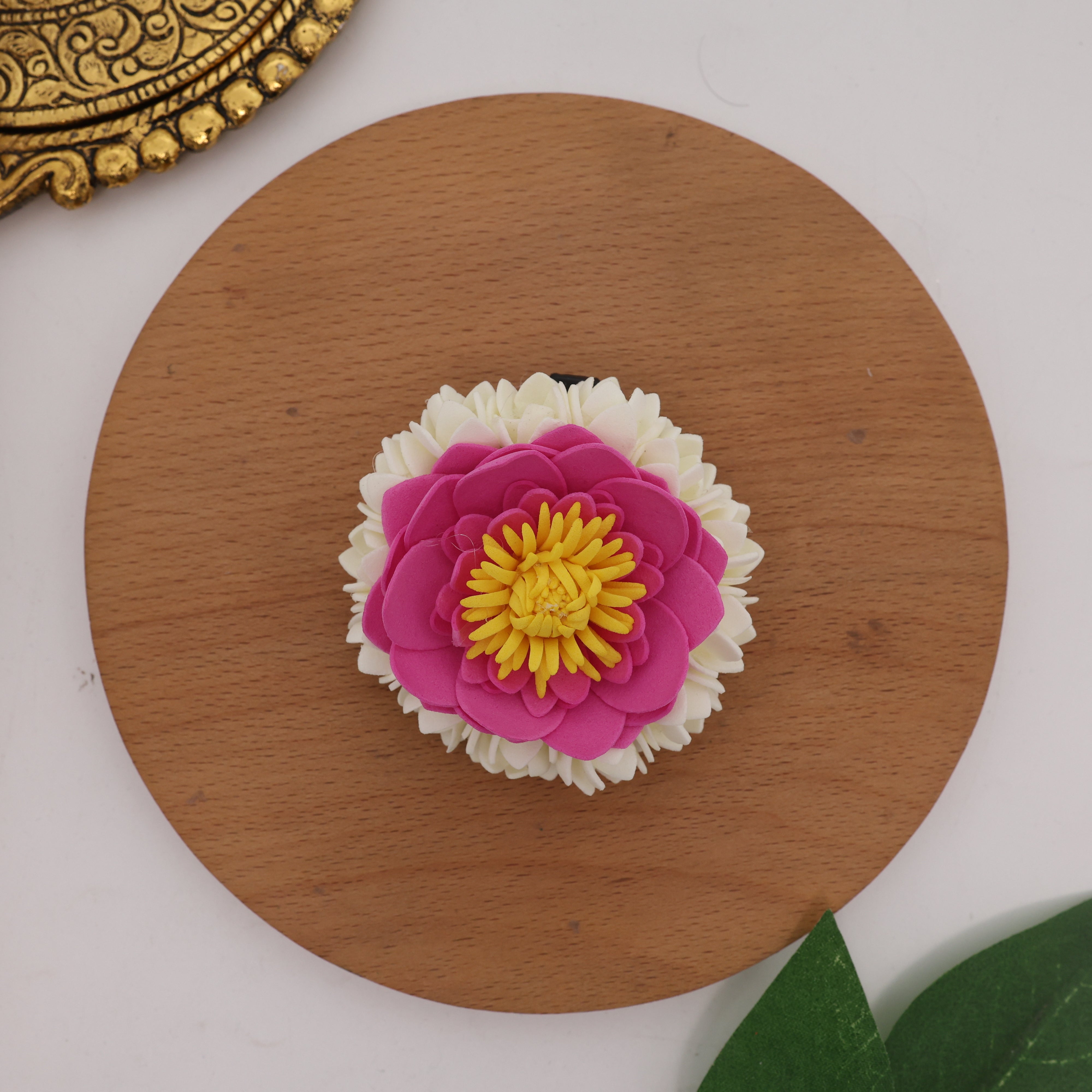 Handmade Foam Reusable Mullai Poo Lotus Round Alligator Clip