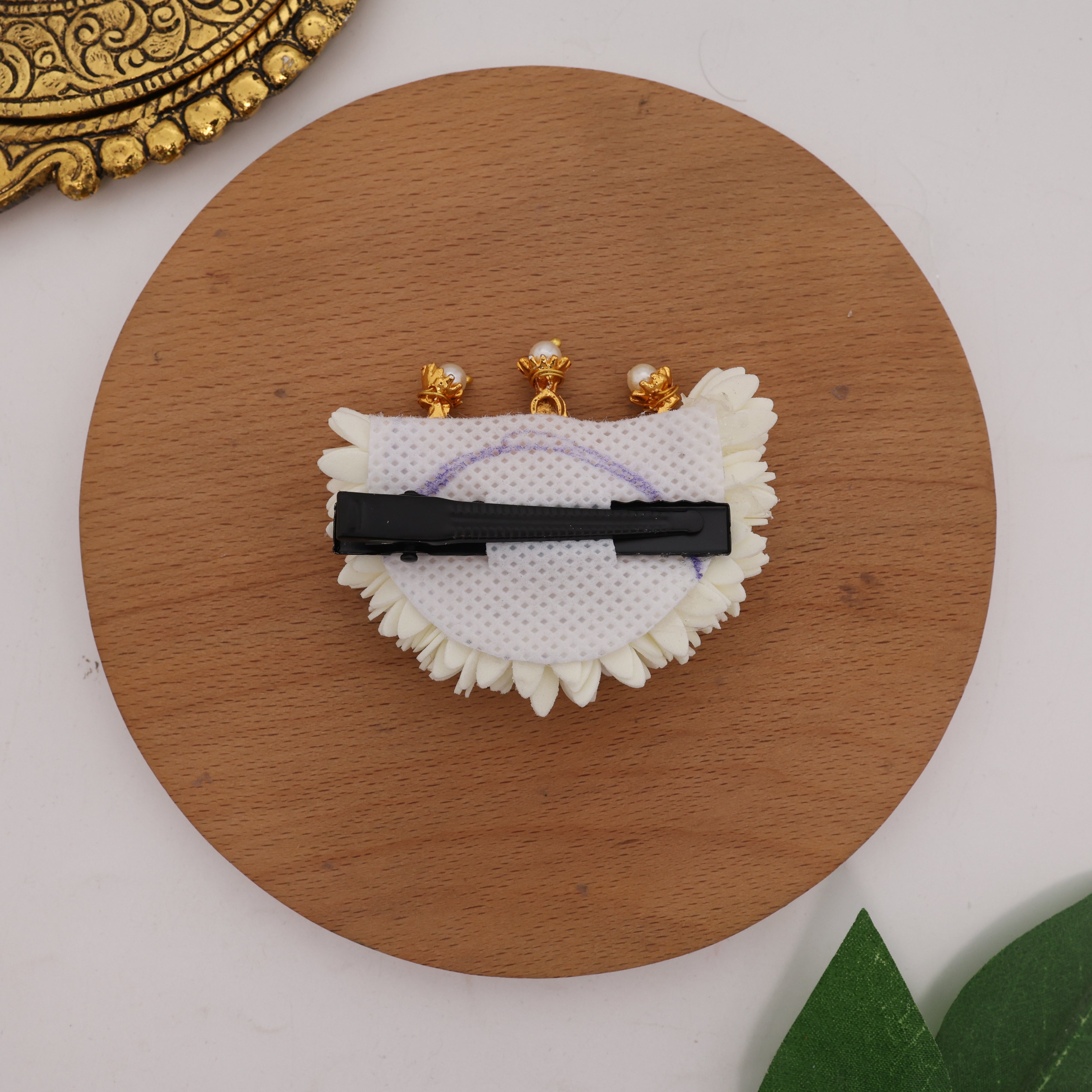 Handmade Foam Reusable Mullai Poo Kemp Chandran Alligator Hair Clip