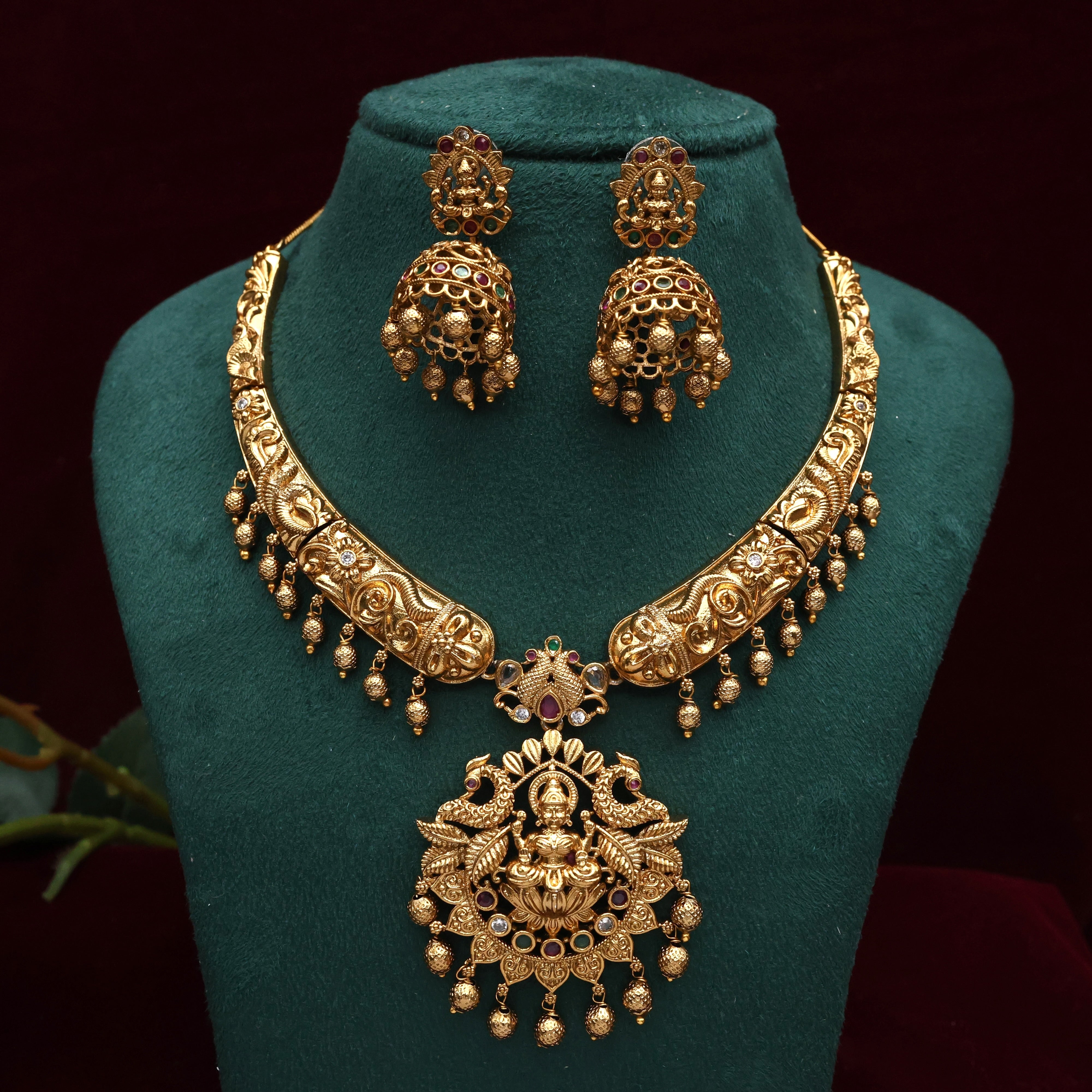 Antique Nagas Mahalskhmi Devi Hasli/Kante Necklace Set