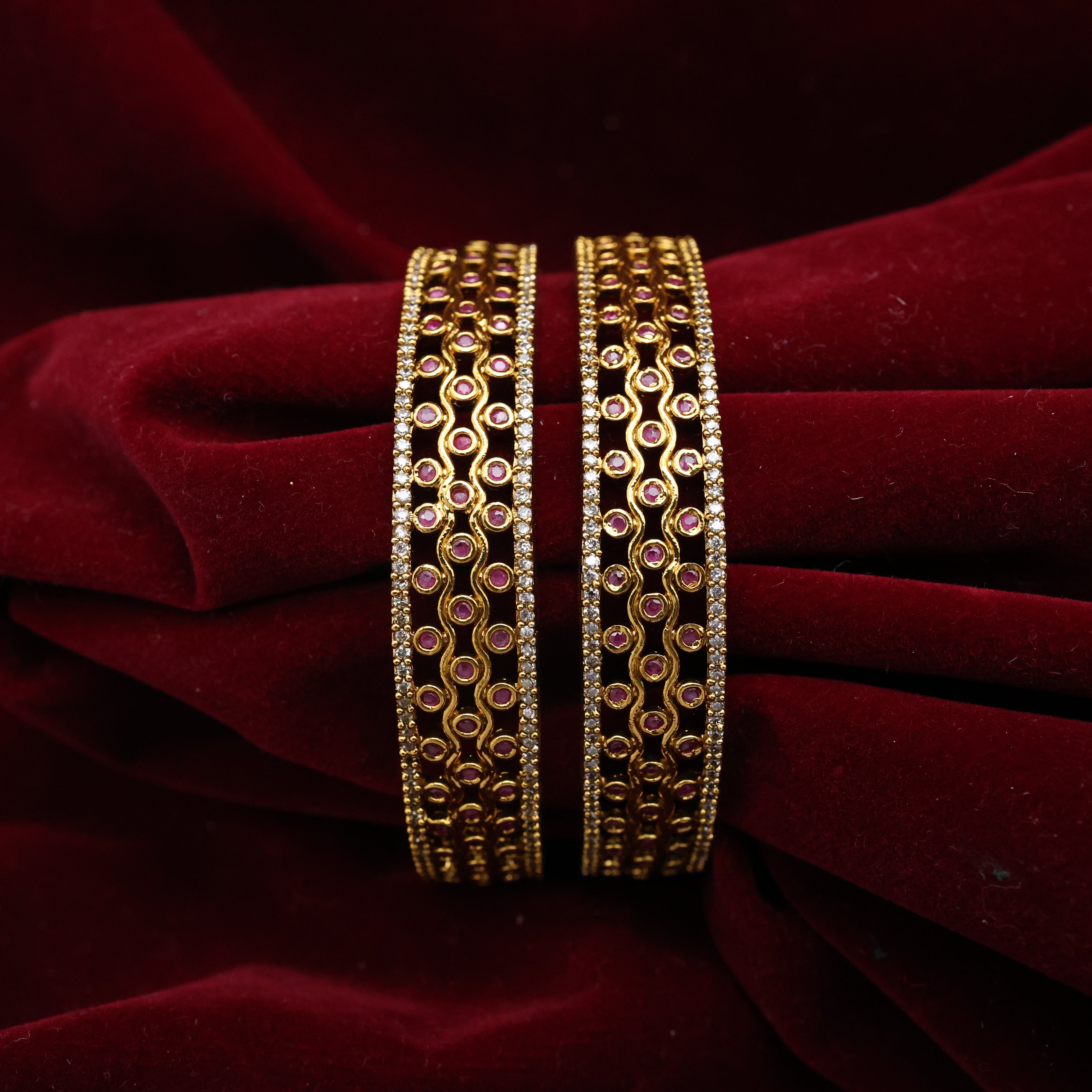 AD Waves Thick Bridal Border Bangles