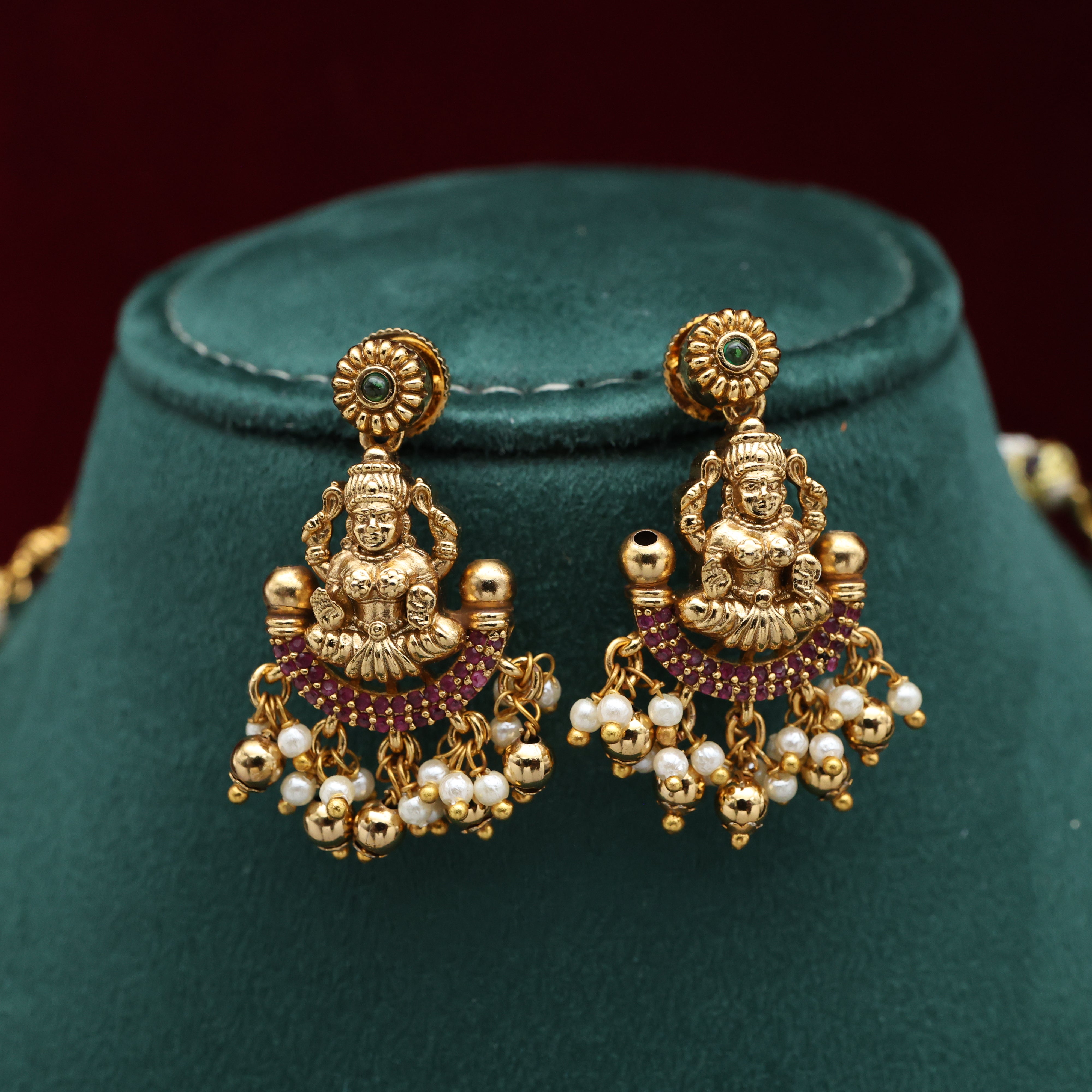 Antique Nagas Kemp Gajalakshmi Mantap Pendant 2 Layer Pearl Haaram Set