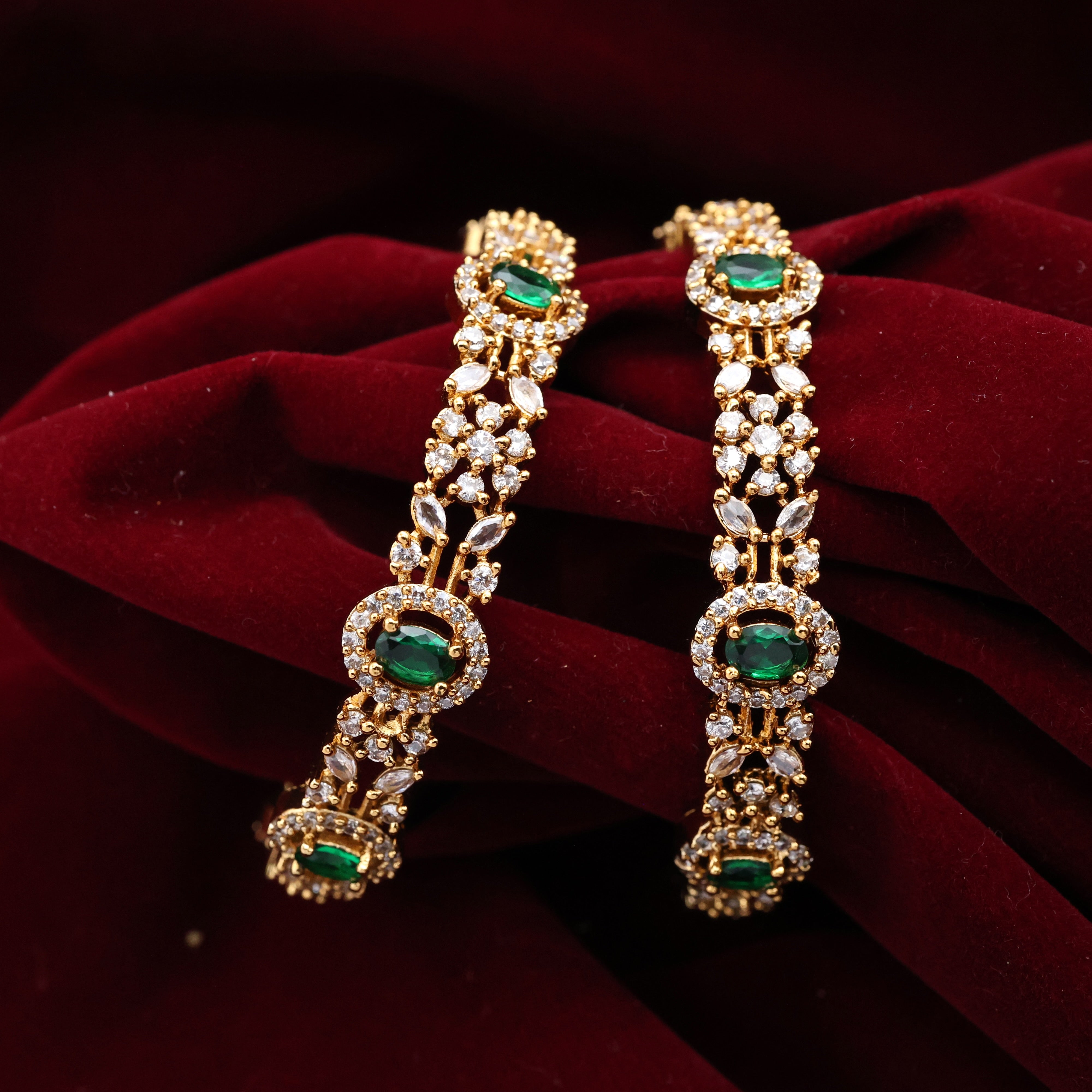Antique Diamond Look Oval Stone Bangles - Emerald