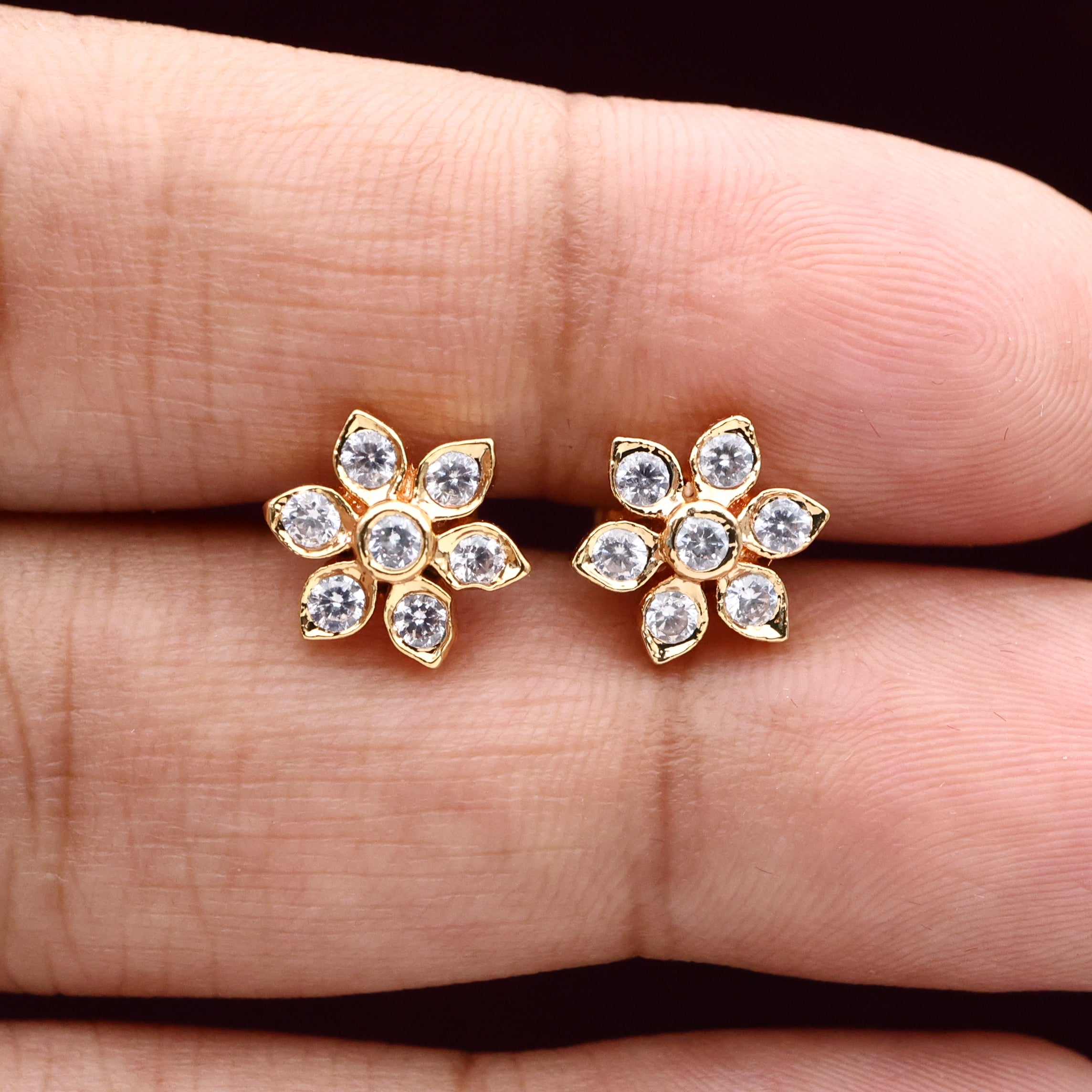 Diamond Look Micro Gold Polished Seven Stones Star Earrings/Studs