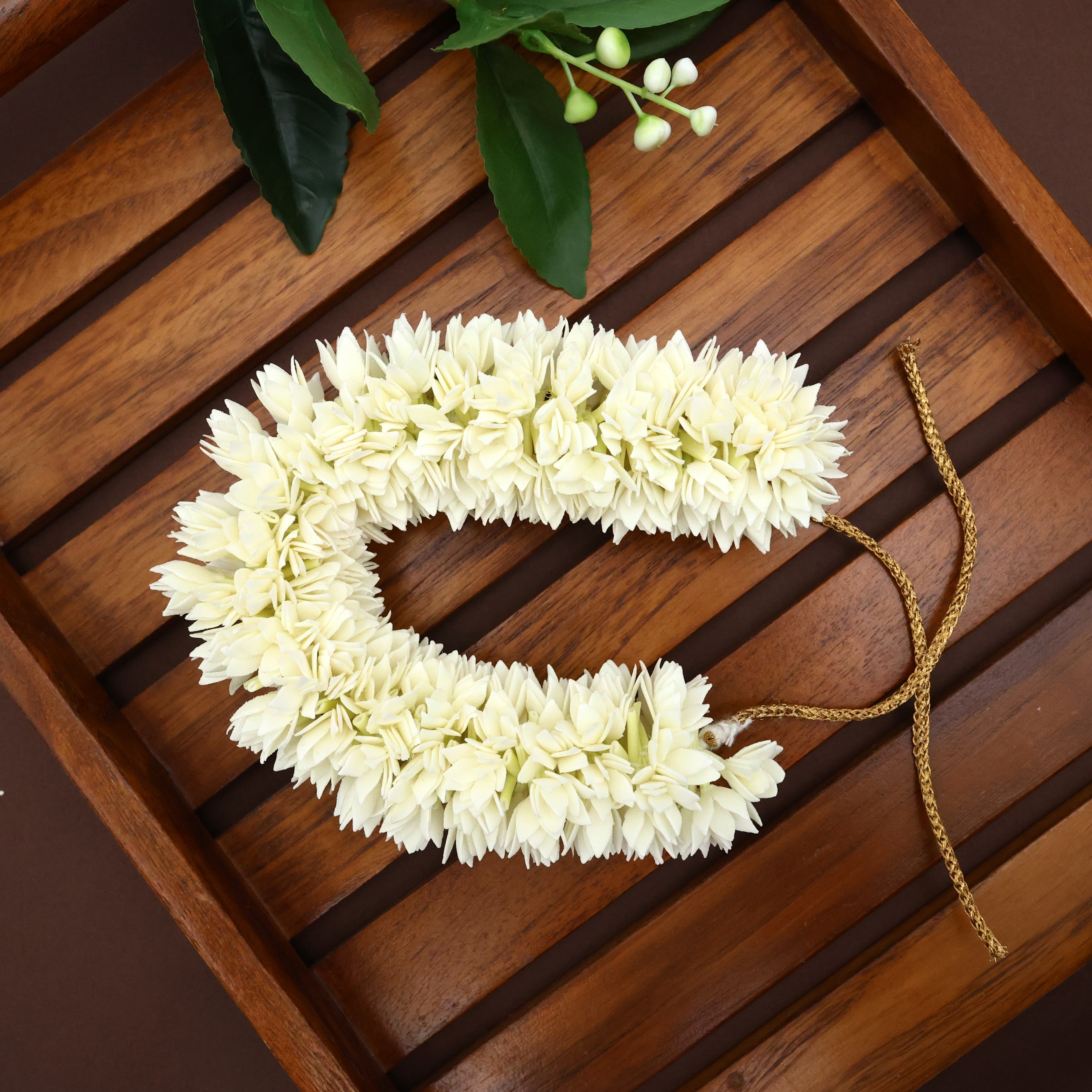 Handmade Real Looking Foam Pichi Poo Bridal Veni