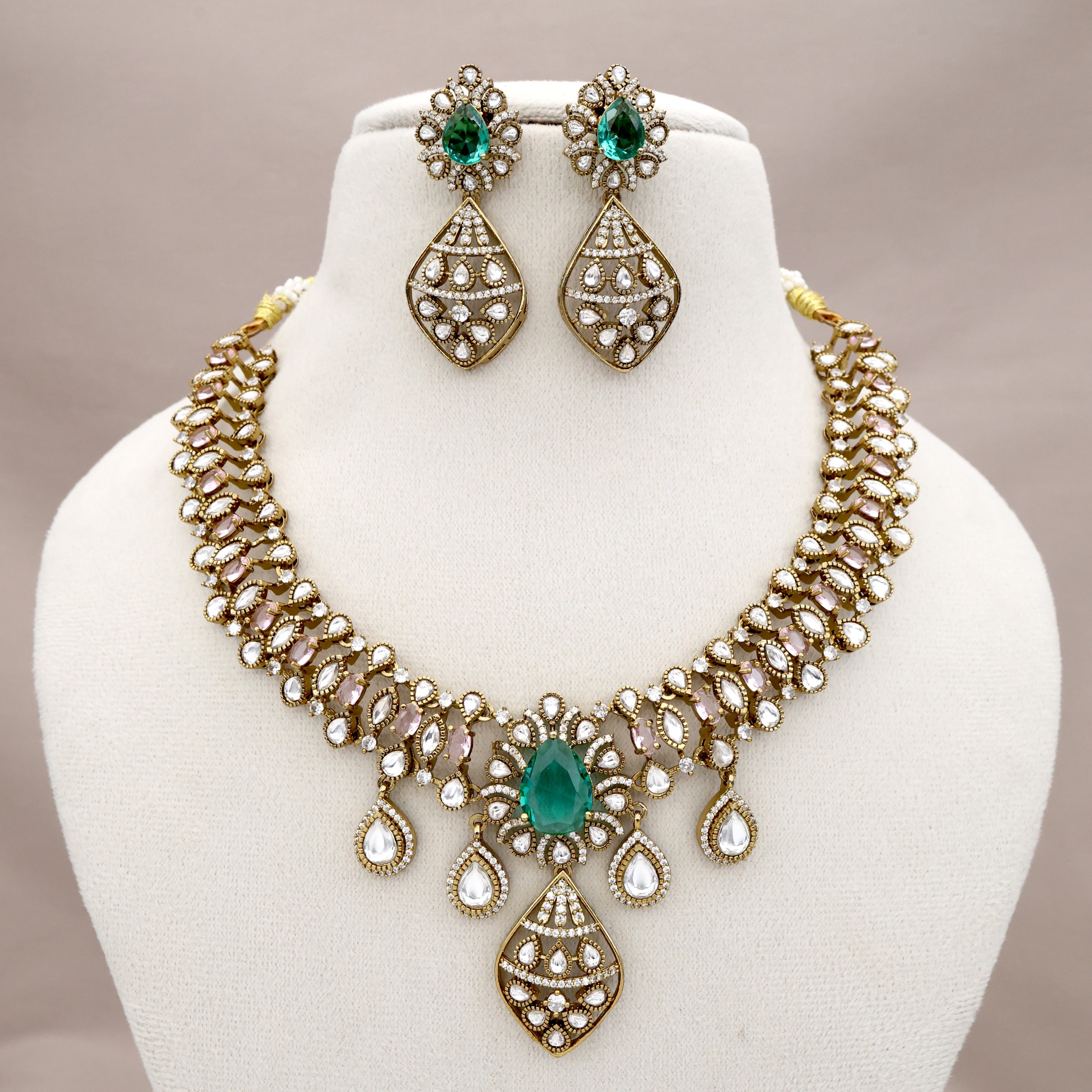 Diamond Look Victorian Bridal Necklace Set - Emerald Blue