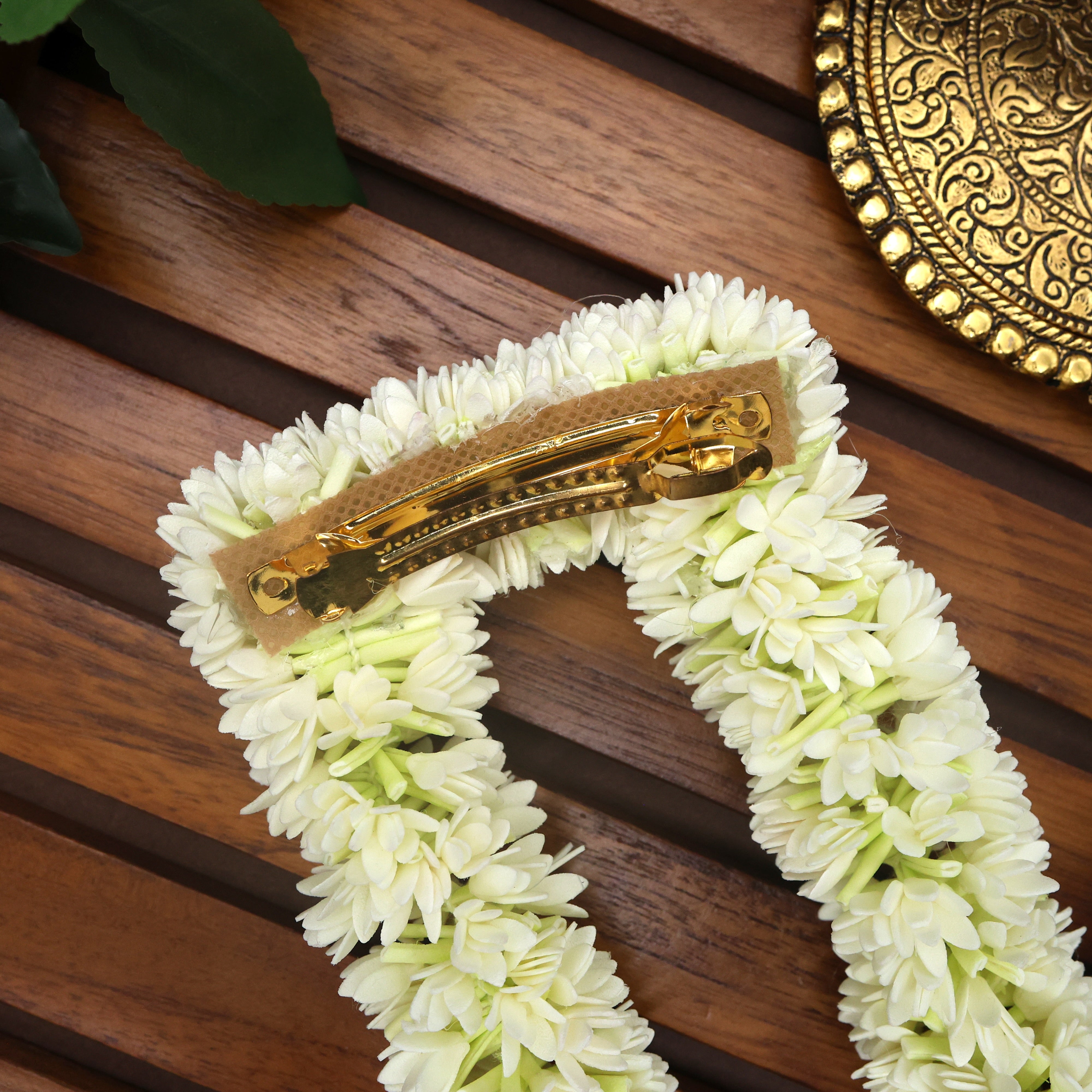 Very Easy to Wear Real Looking Reusable Foam Bloomed Mulla Poo with French Barrette Clip