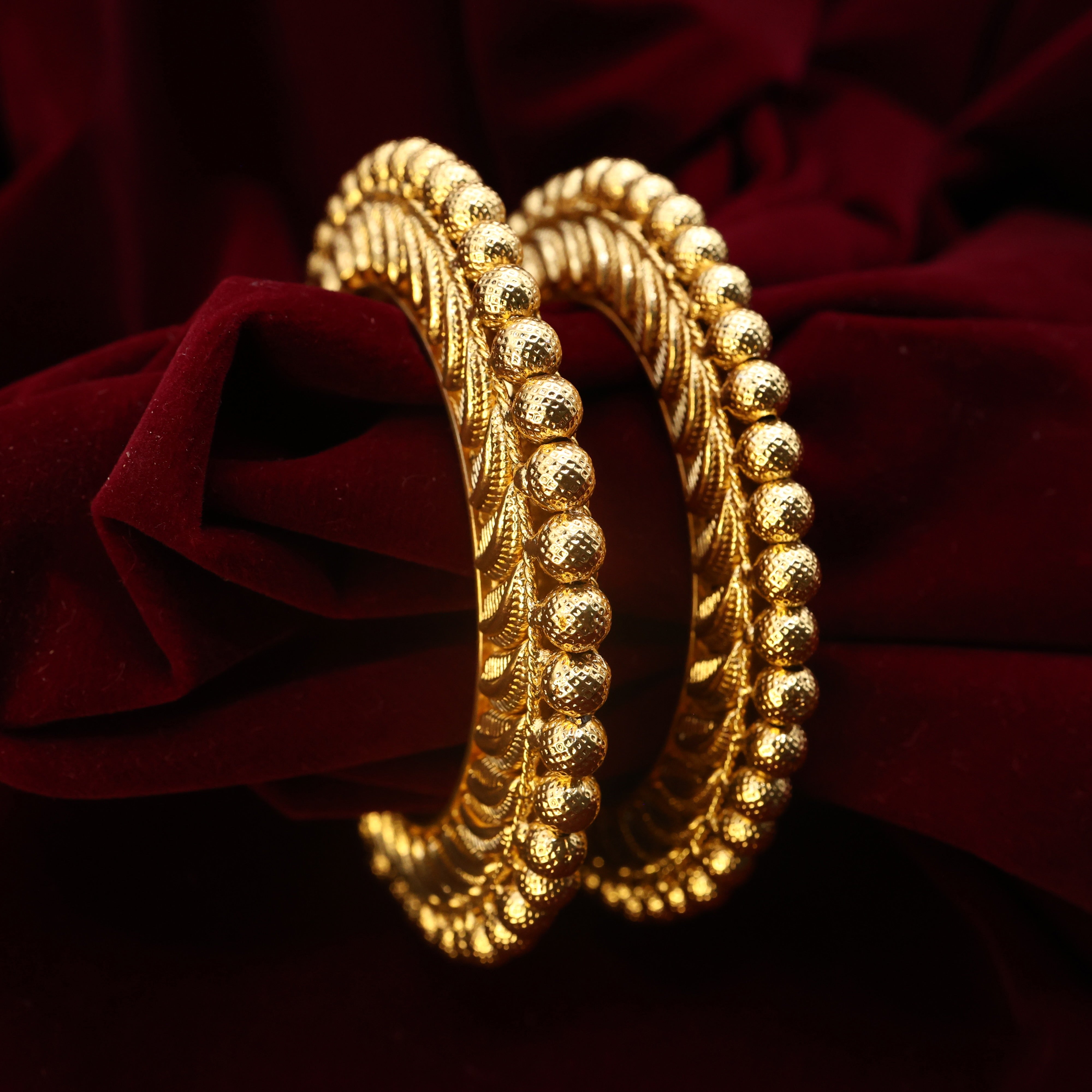 Premium Antique Gold Tone Thick Bridal Border Bangles