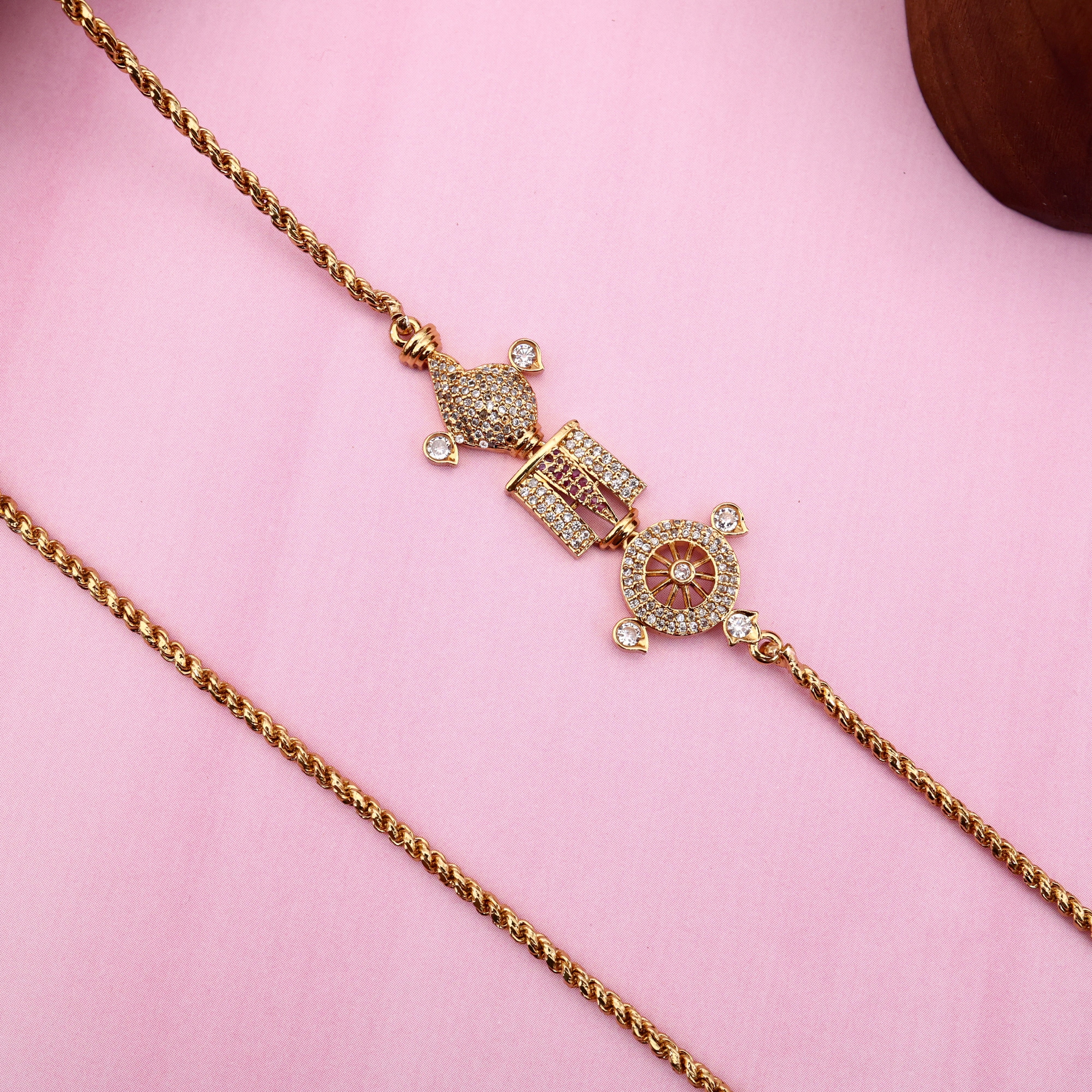 Gold Look Diamond Look Thiruman Mogappu Chain - White & Red