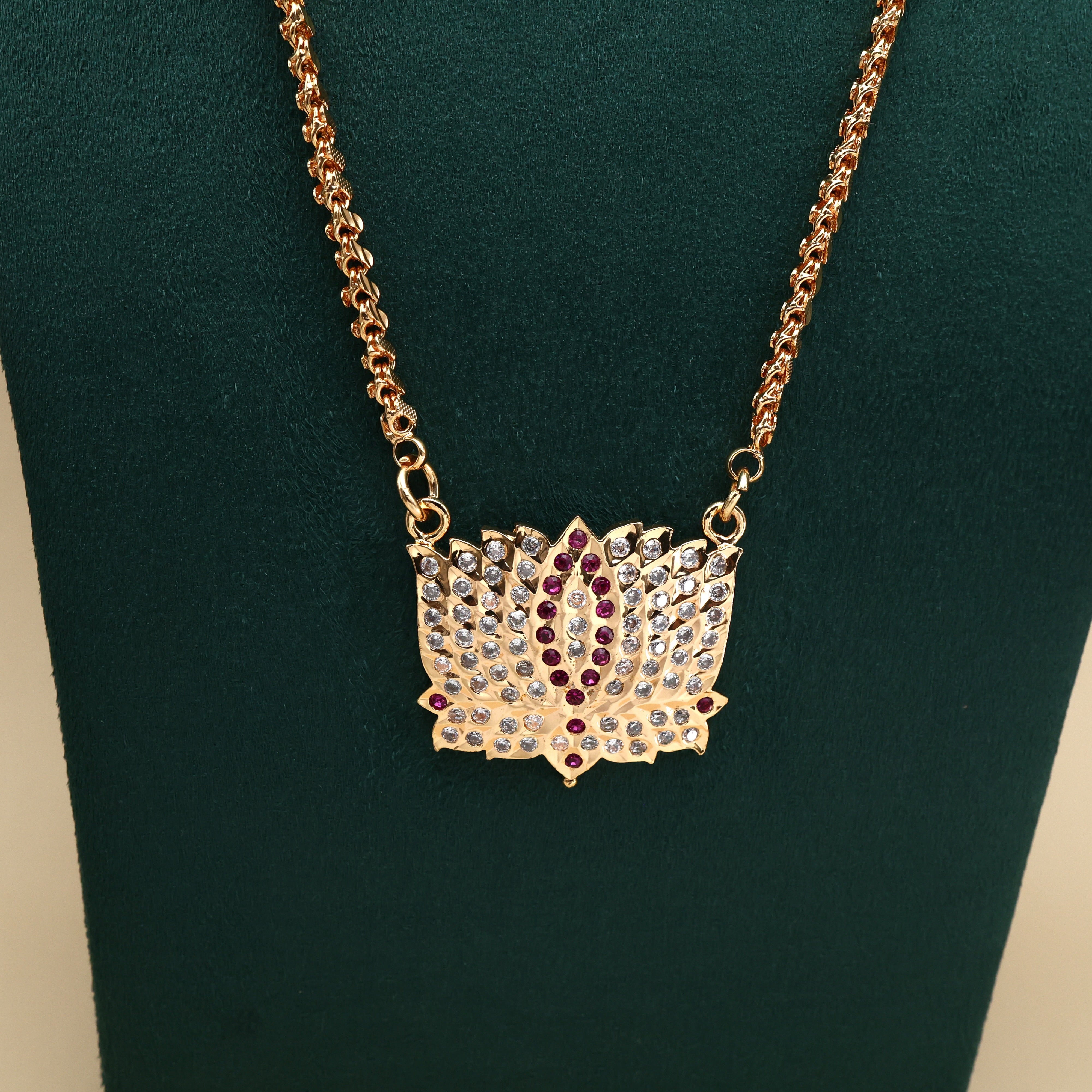 REAL GOLD TONE SHIVAN EYE LOTUS PENDANT CHAIN (FULL RUBY) - 24 INCHES