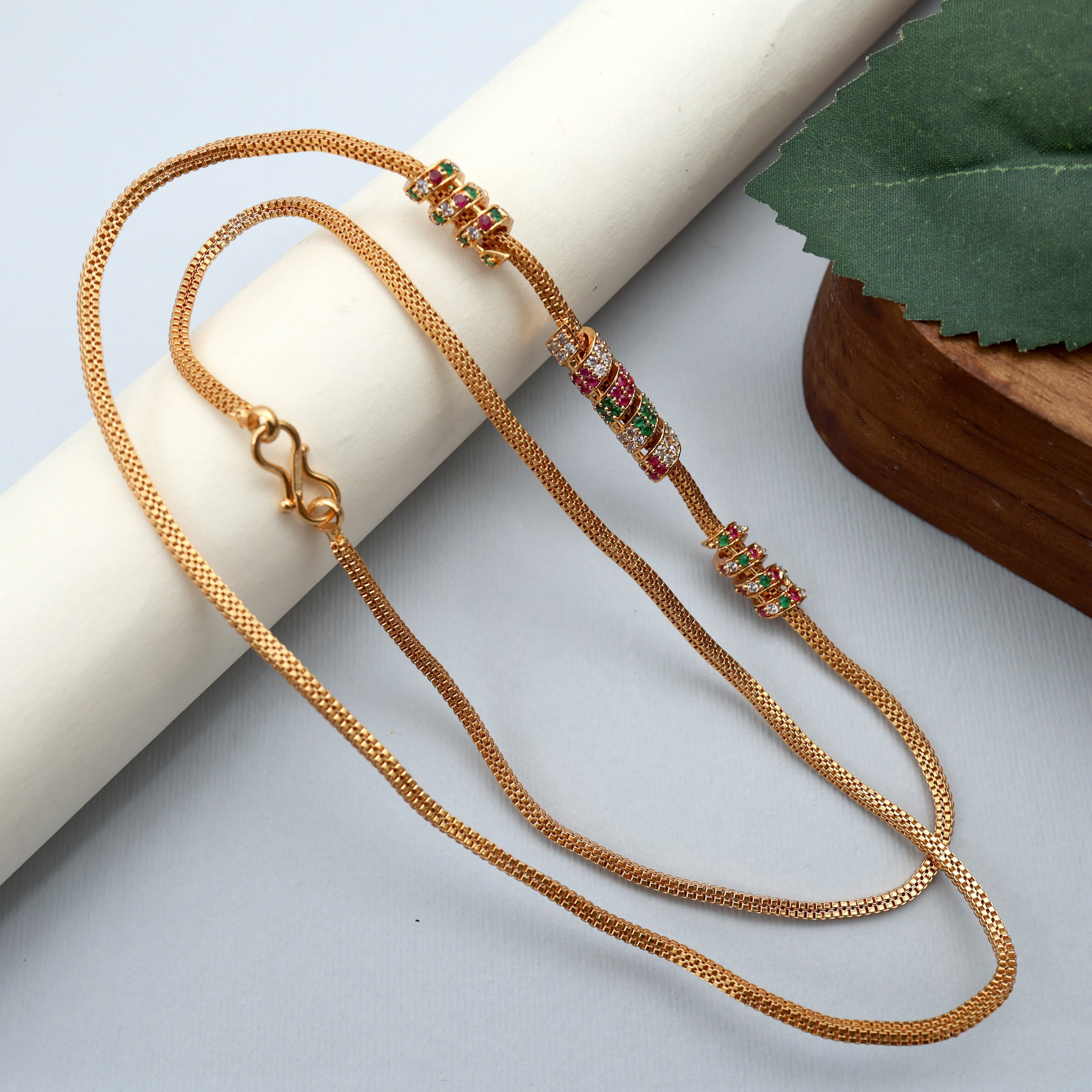 GOLD TONE 3 SPIRAL BITS DIAMOND LOOK MUGAPPU/MOGAPPU CHAIN - MULTI