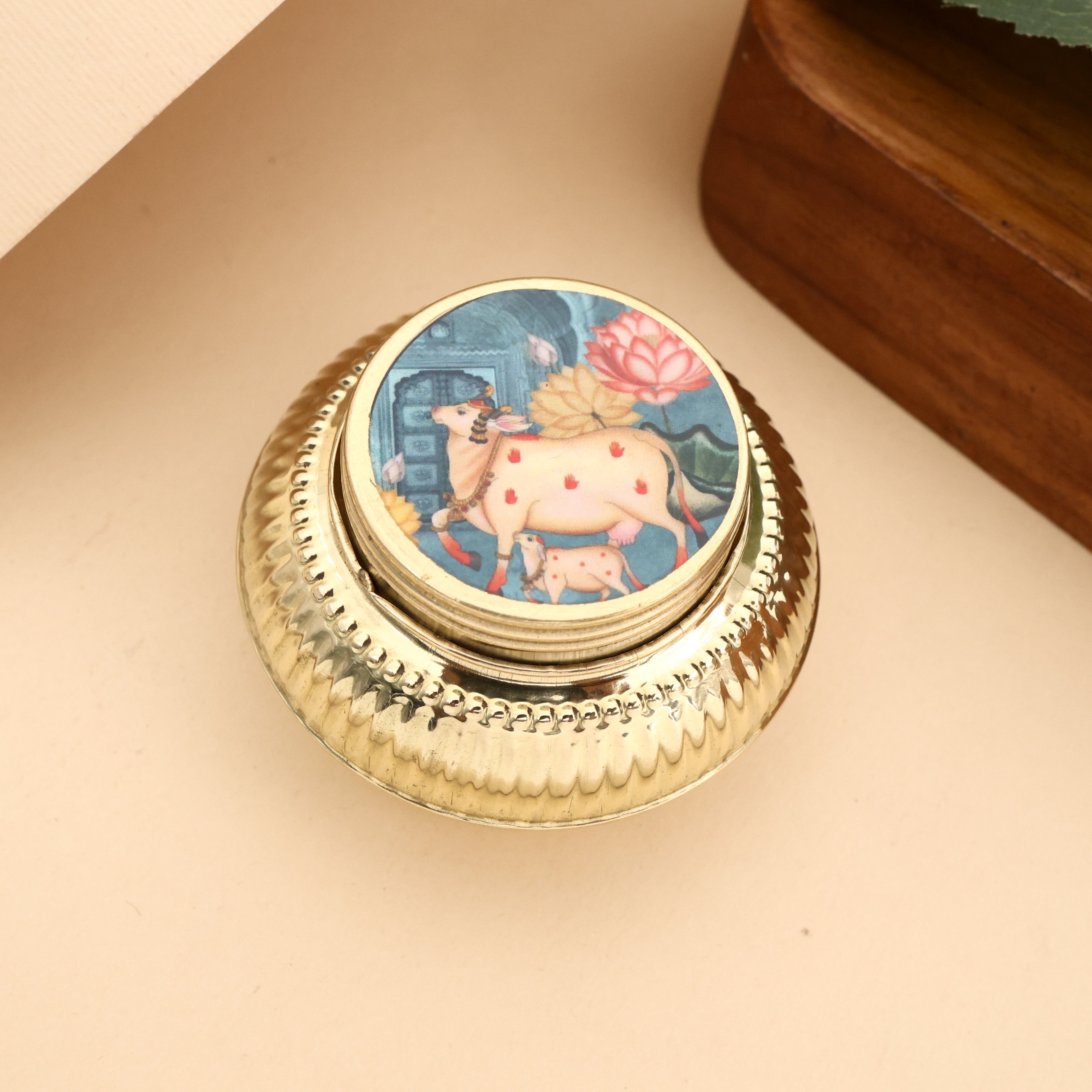 Brass Matki Haldi/Kumkum Dabbi - Sindoor Box (Assorted Prints)