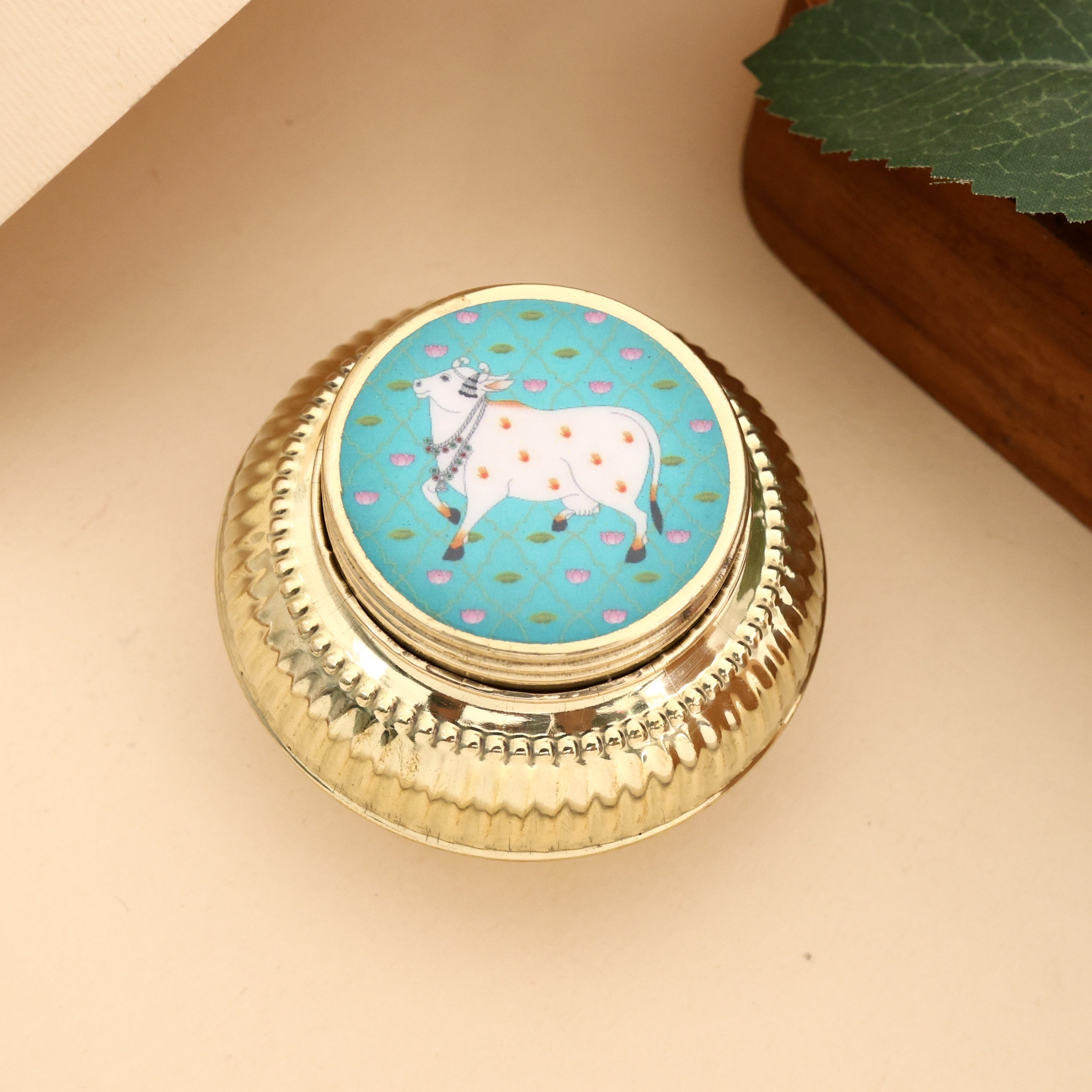 Brass Matki Haldi/Kumkum Dabbi - Sindoor Box (Assorted Prints)