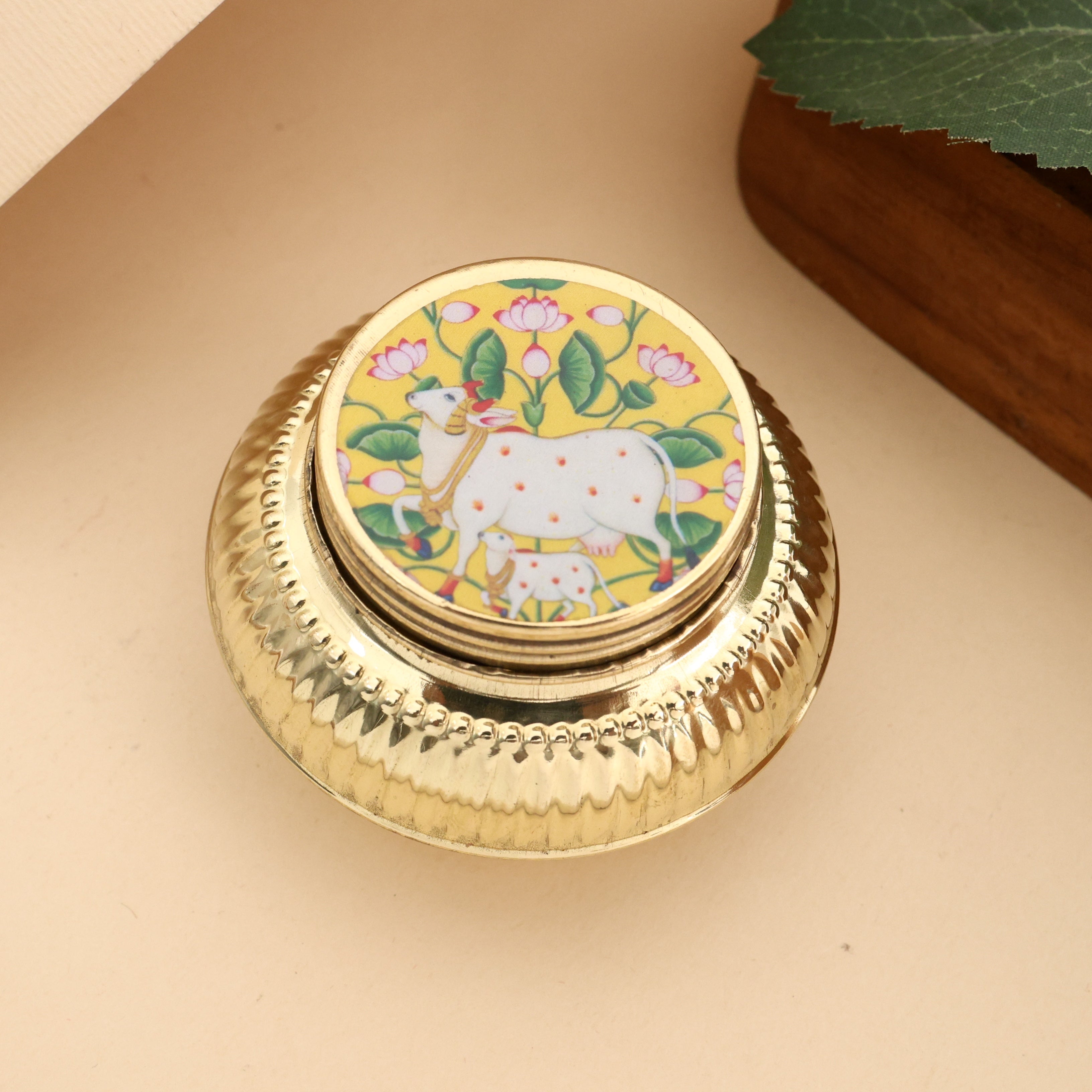 Brass Matki Haldi/Kumkum Dabbi - Sindoor Box (Assorted Prints)