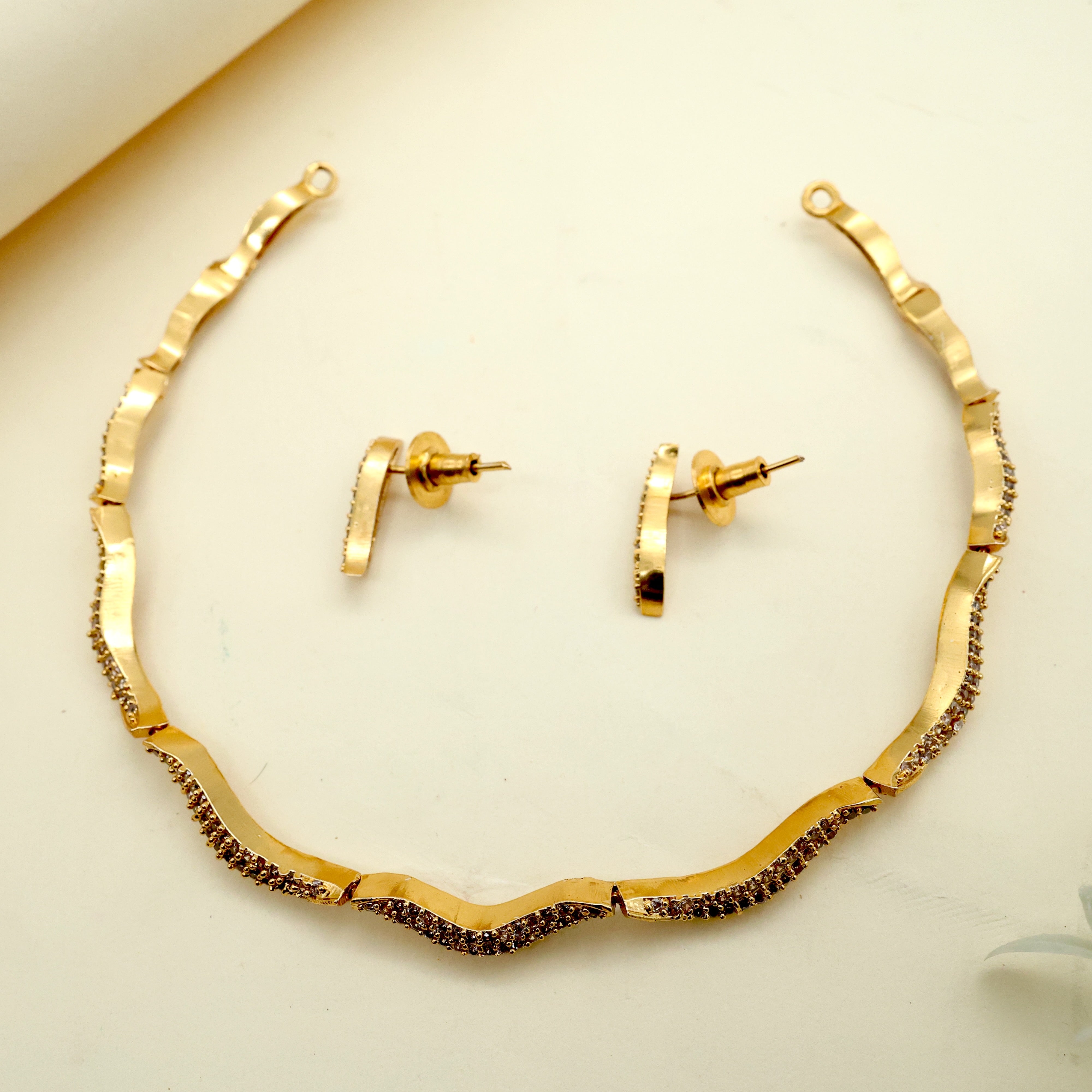 Gold Look AD Waves Lightweight Necklace Set - No figure No Idol Jewellery