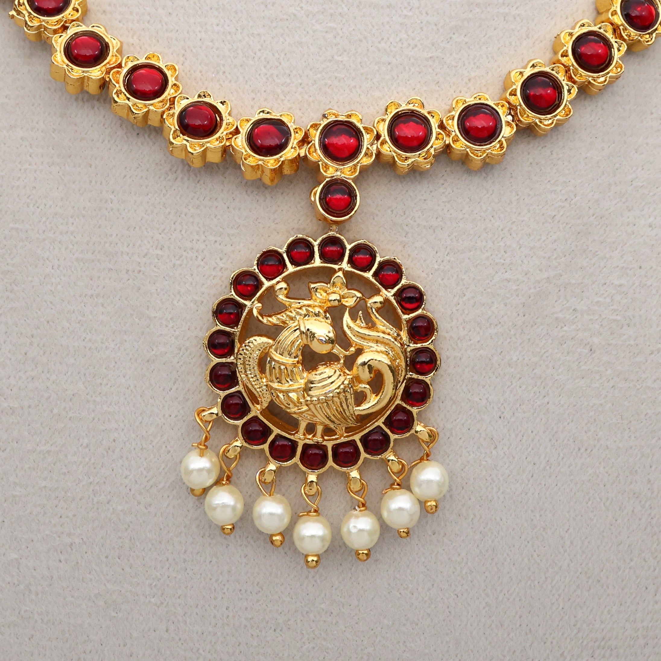 Gold Tone Budget Kemp Flower Stones Annapakshi Attigai Necklace