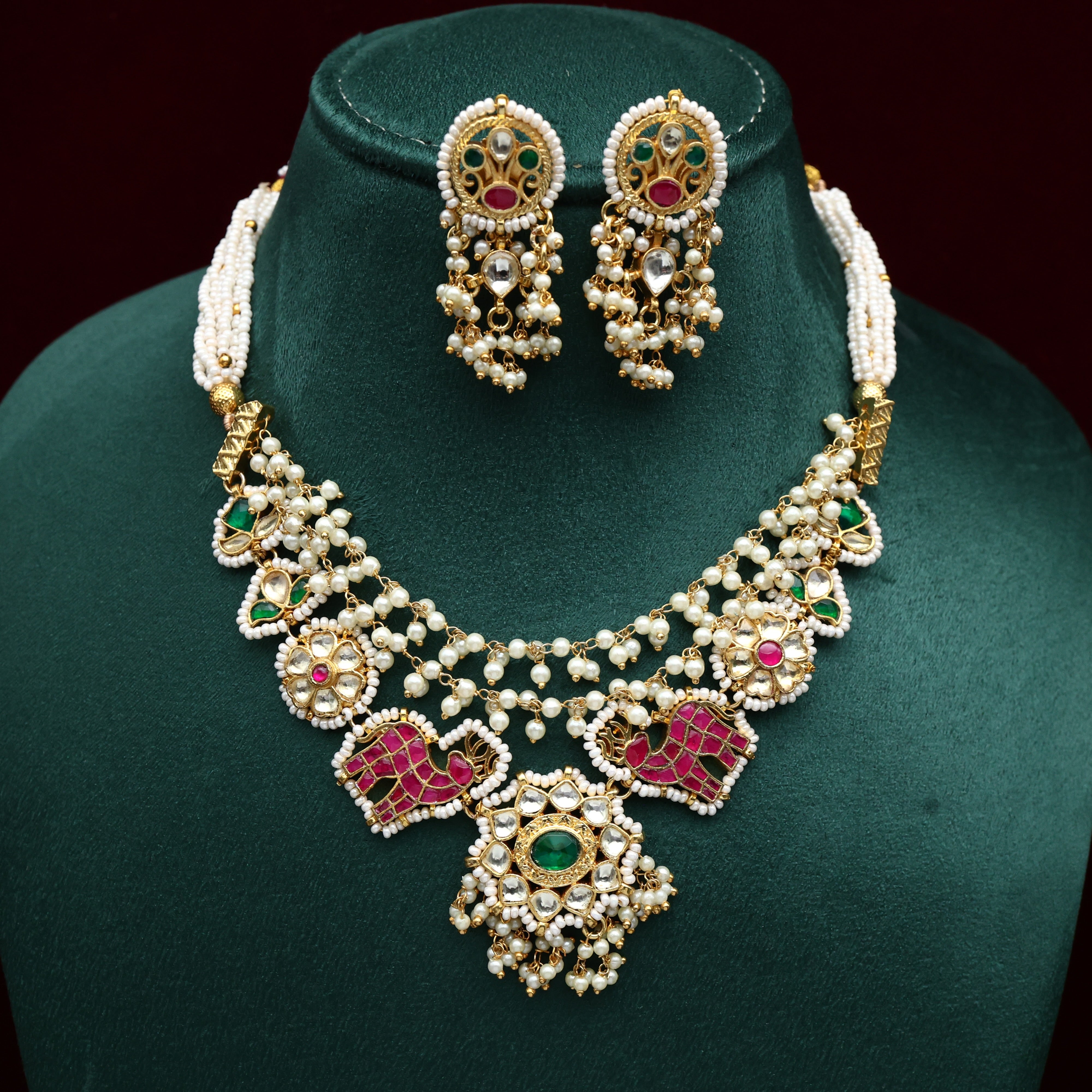 Premium Pachi Kundan Reindeer Flower Unique Choker Necklace Set