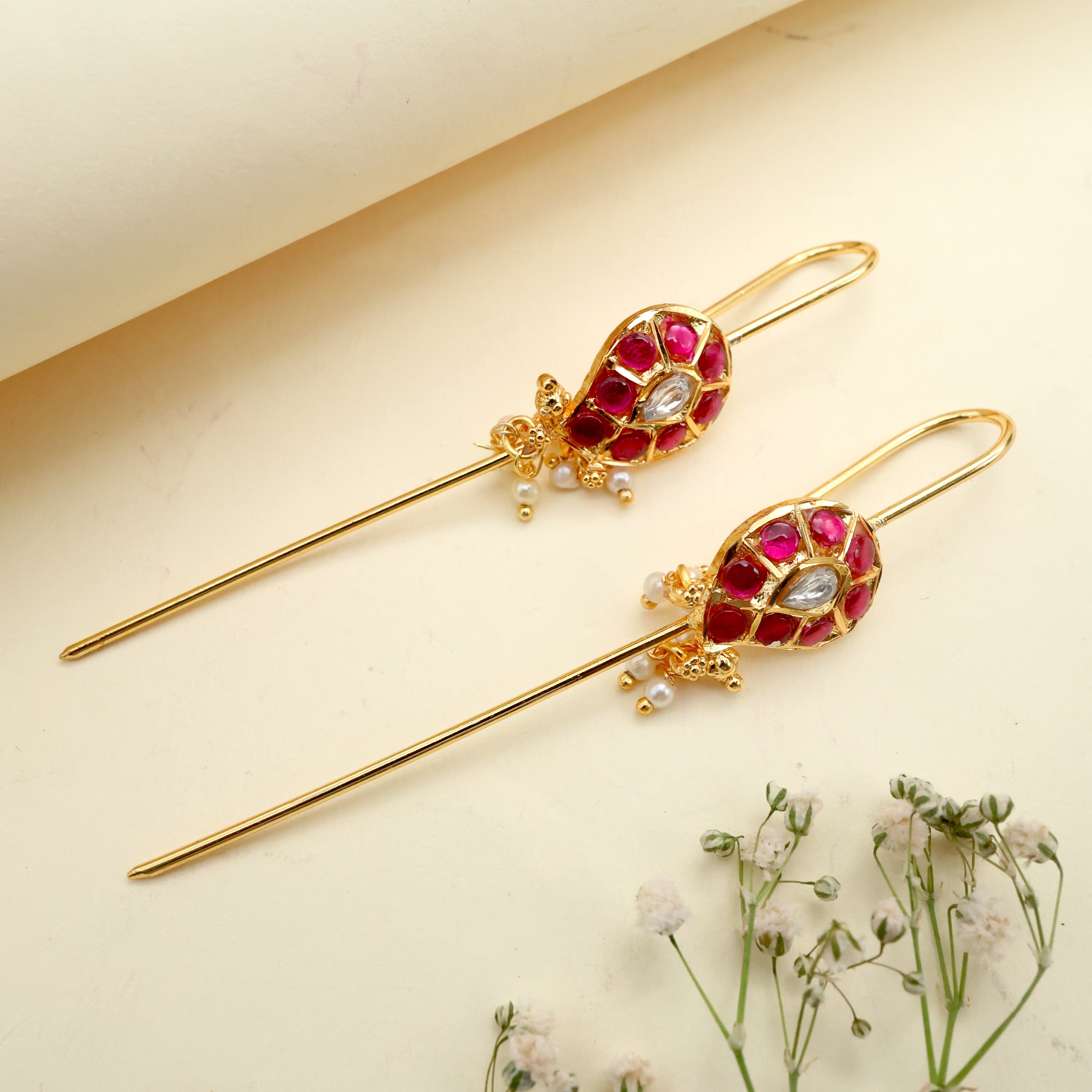 REAL GOLD LOOK ANTIQUE JADAU KUNDAN Mango NEEDLE EARCUFF EARRINGS - Ruby