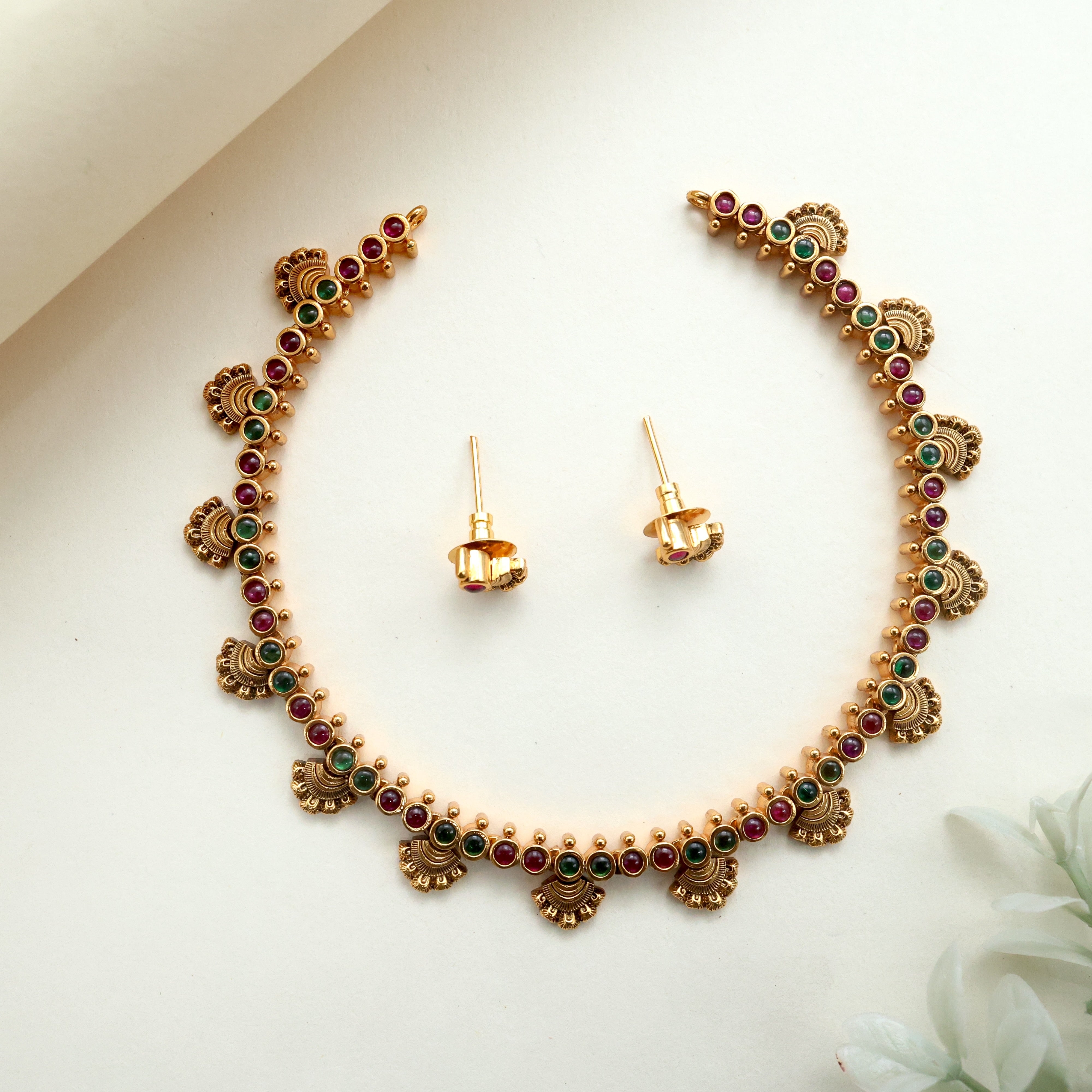 Antique Gold Sleek Kemp Button Half Jhumka Necklace
