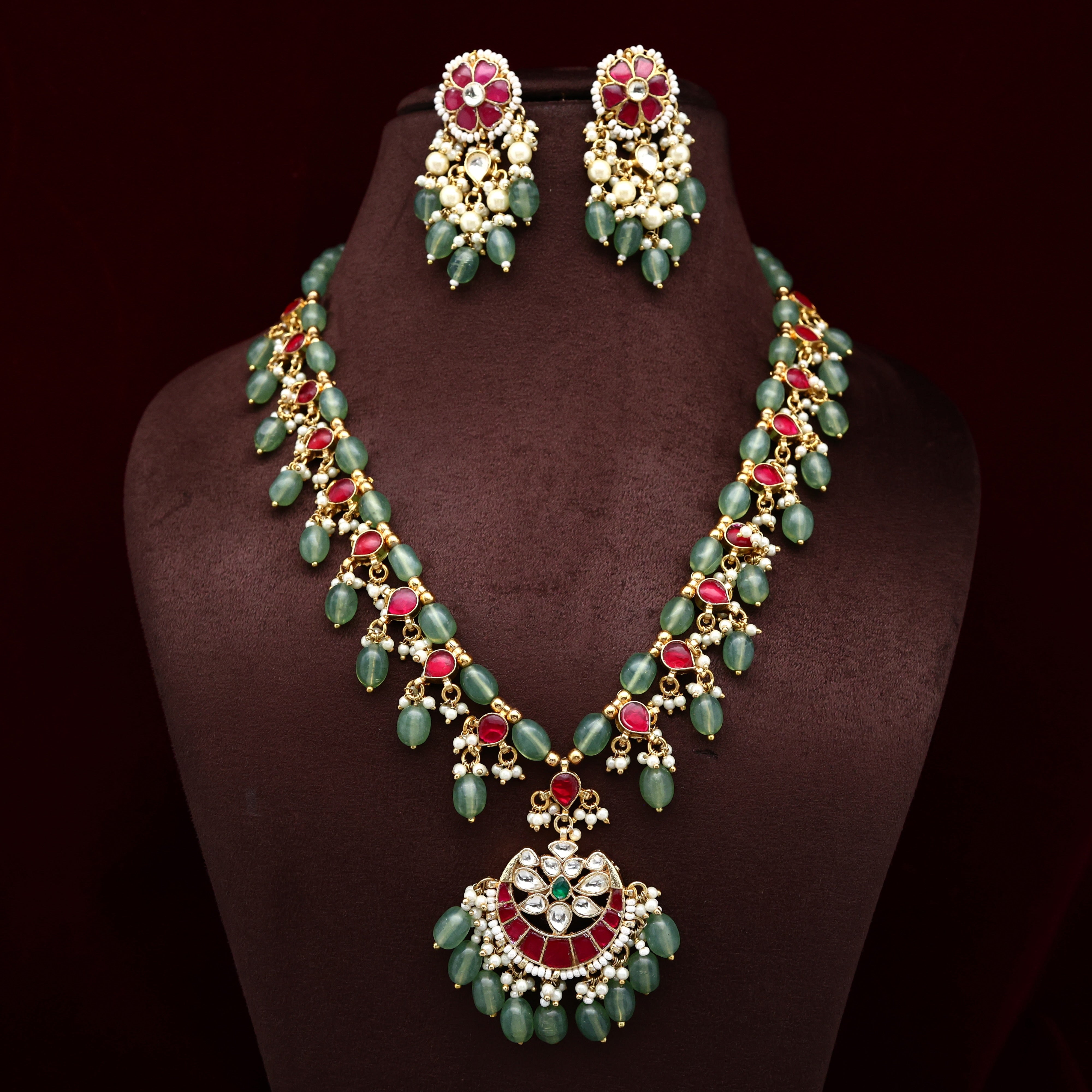 Pachi Kundan Chaand Phool Bridal Necklace Set