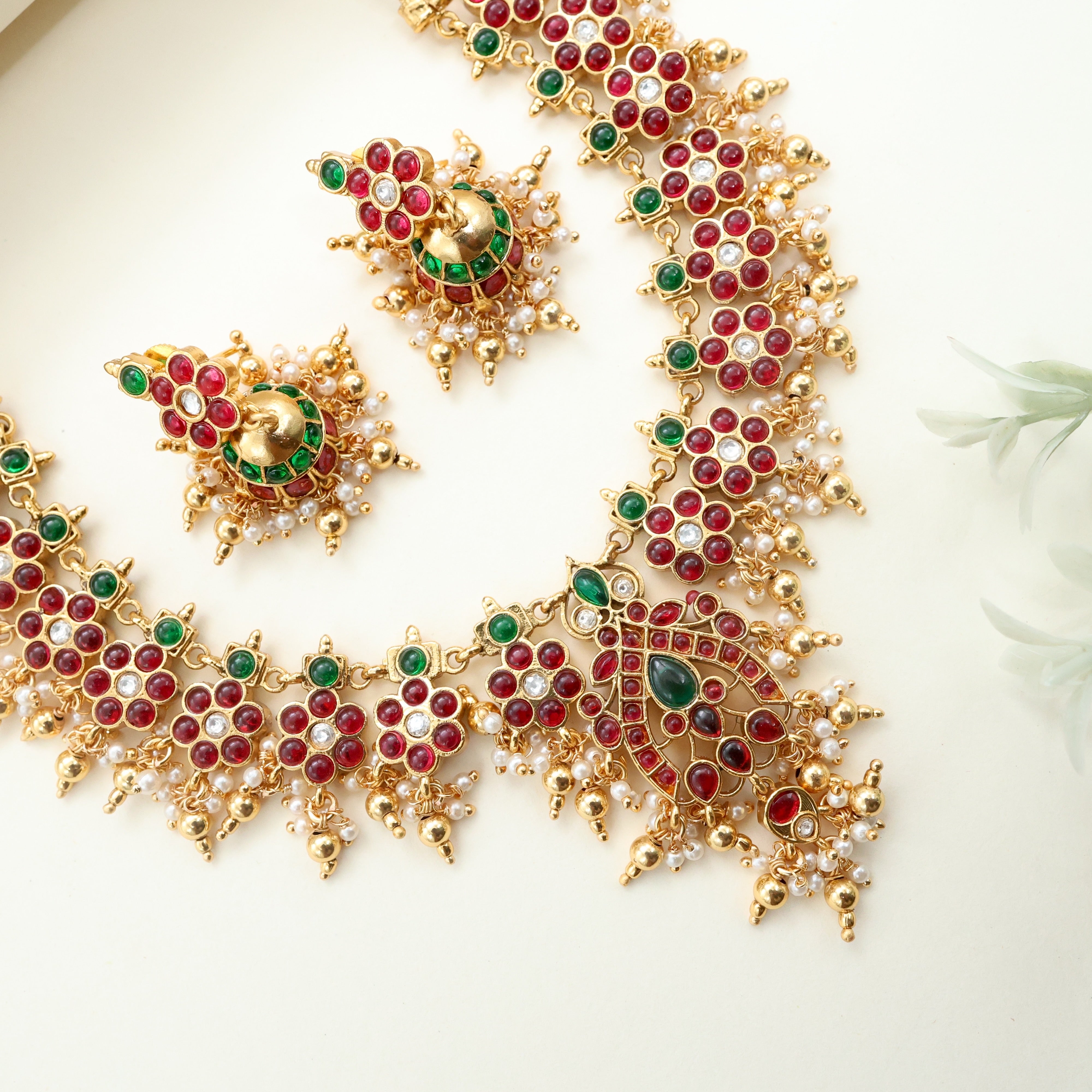 Antique Gold Premium Kemp Flower Reversible Bridal Necklace