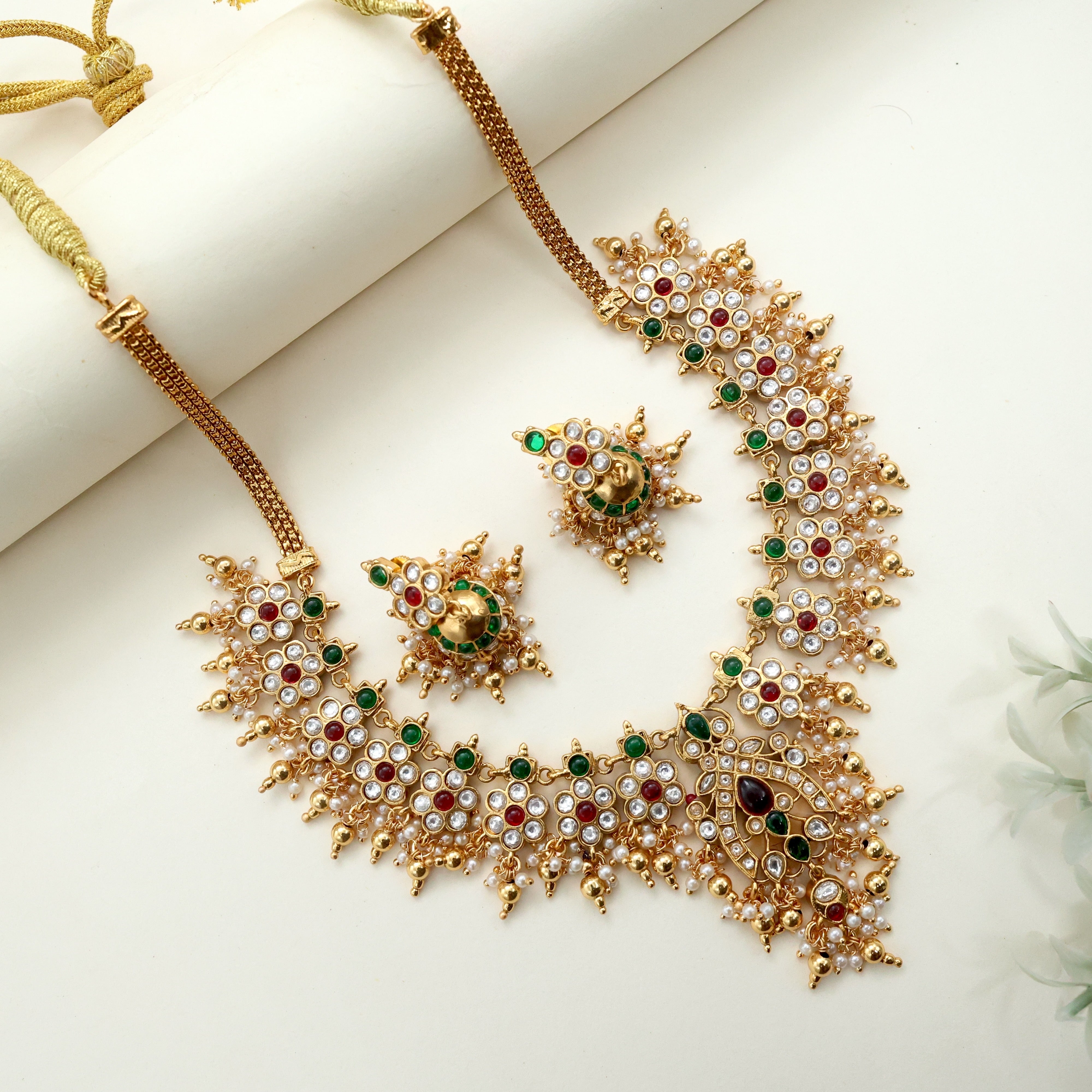 Antique Gold Premium Kemp Flower Reversible Bridal Necklace