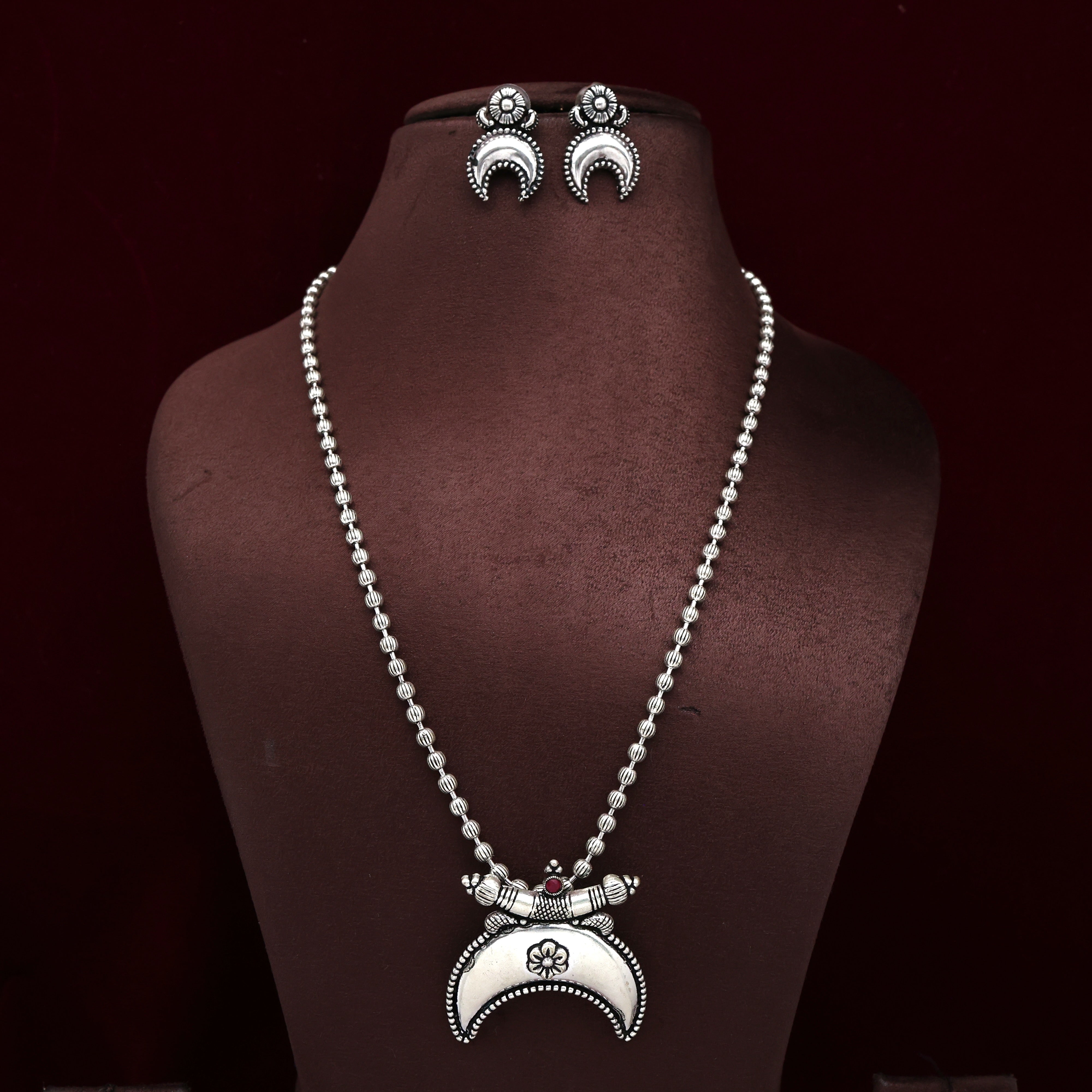 Silver Look Vintage Inverted Crescent Mani Mala Set