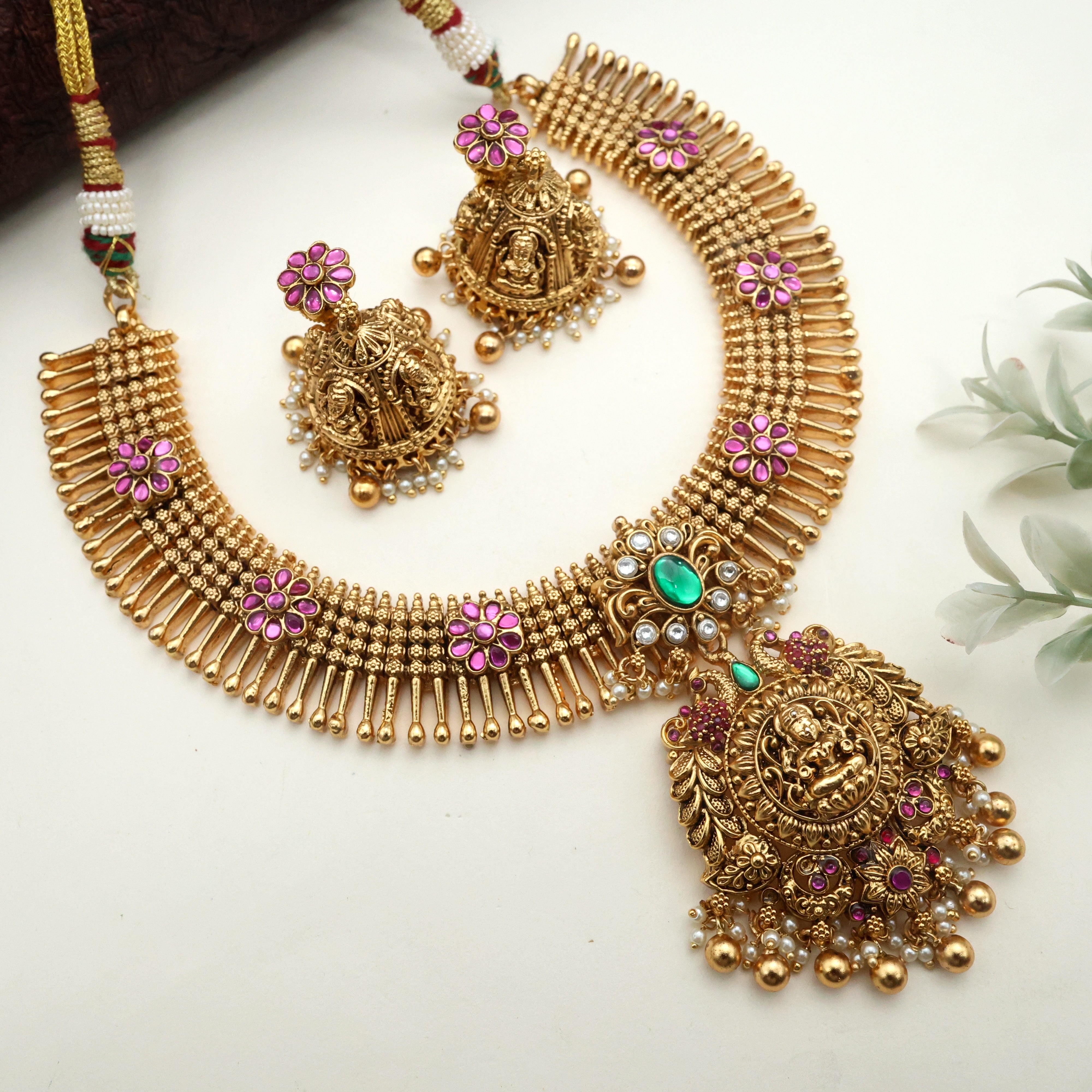 Antique Real Gold Look Jadau Kundan Mahalakshmi Spike Flower One Gram Gold Bridal Necklace Set