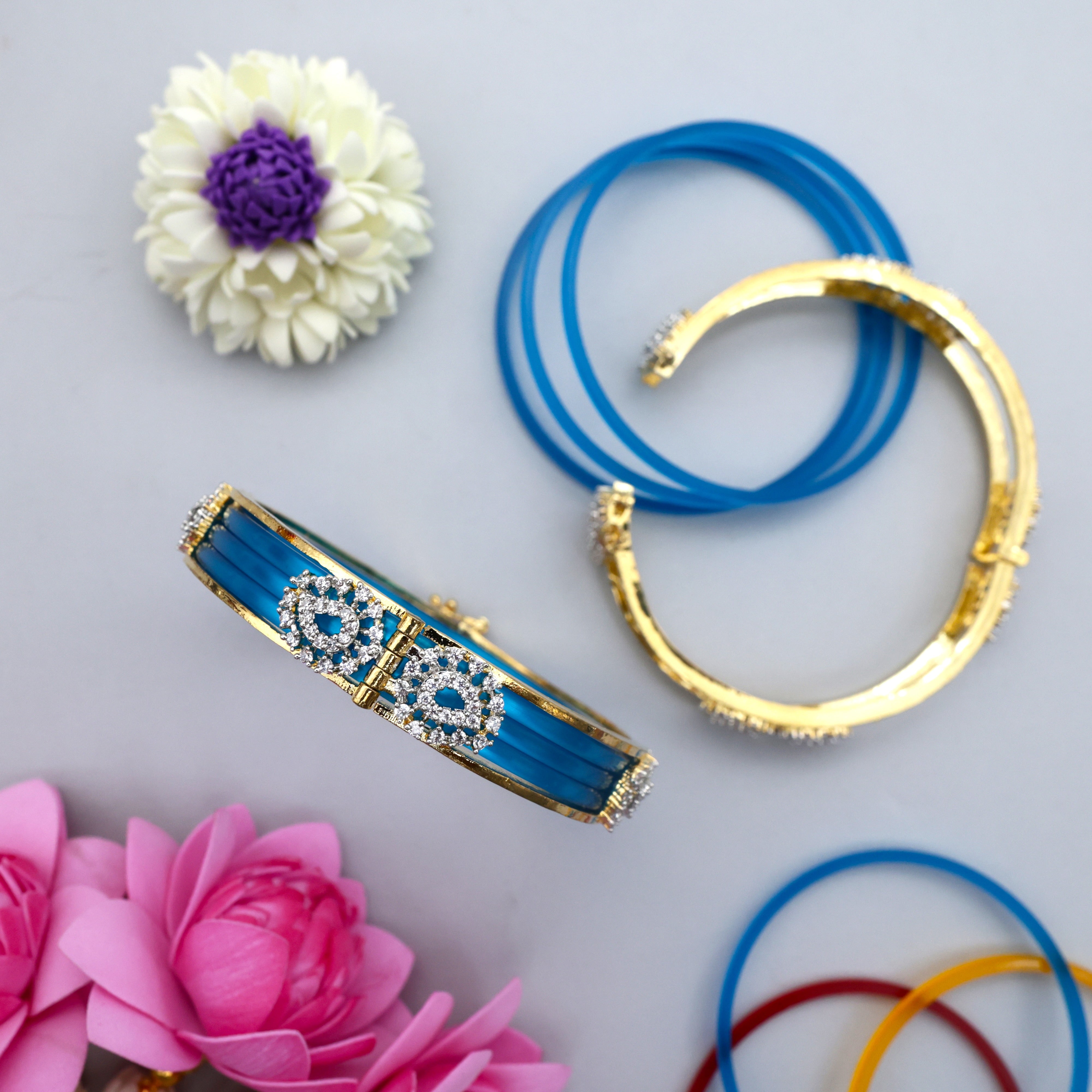 12 in 1 Interchangeable Diamond Look Mango Openable Bangles Set