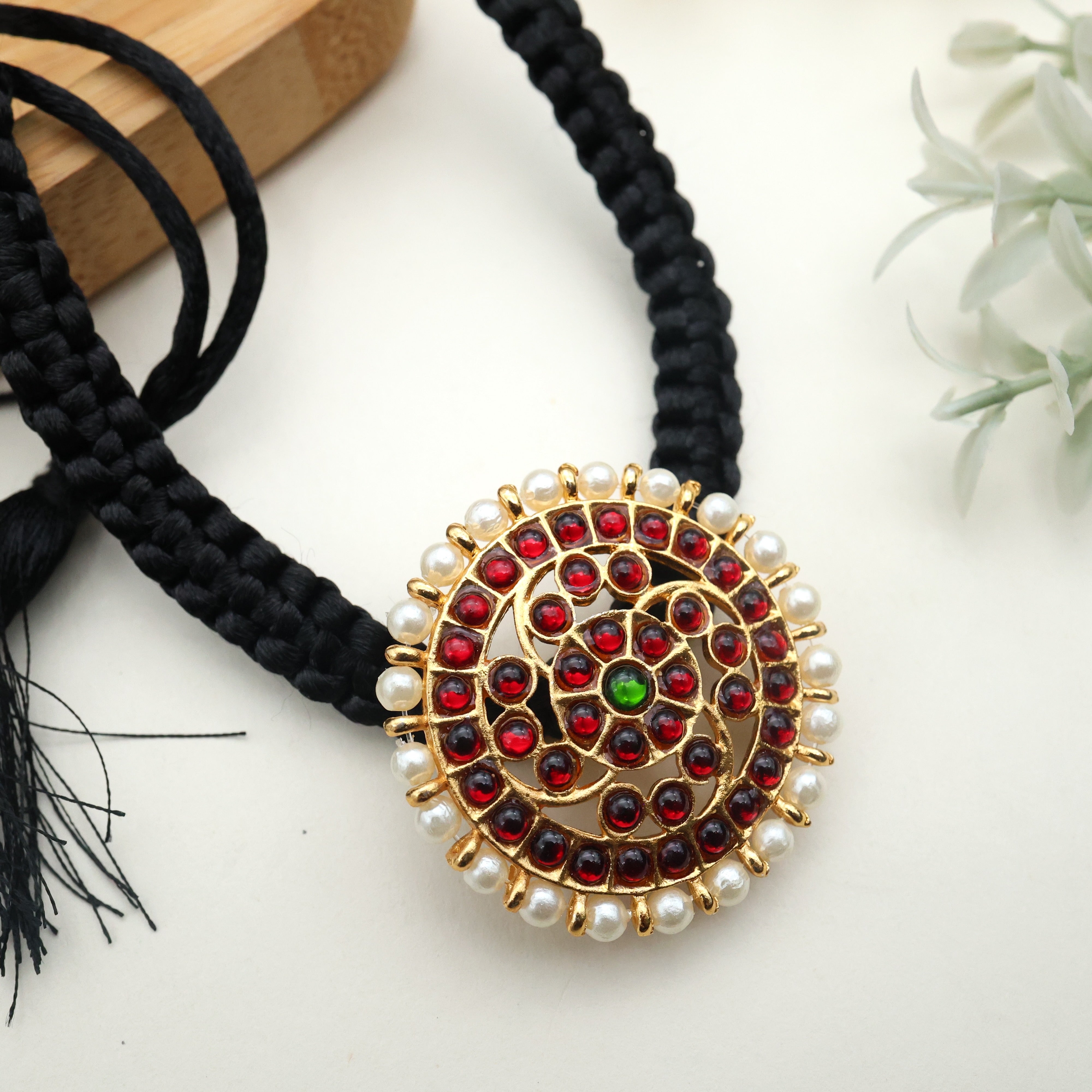 HANDMADE BRAIDED THREAD KEMP SURYAN PENDANT NECKLACE
