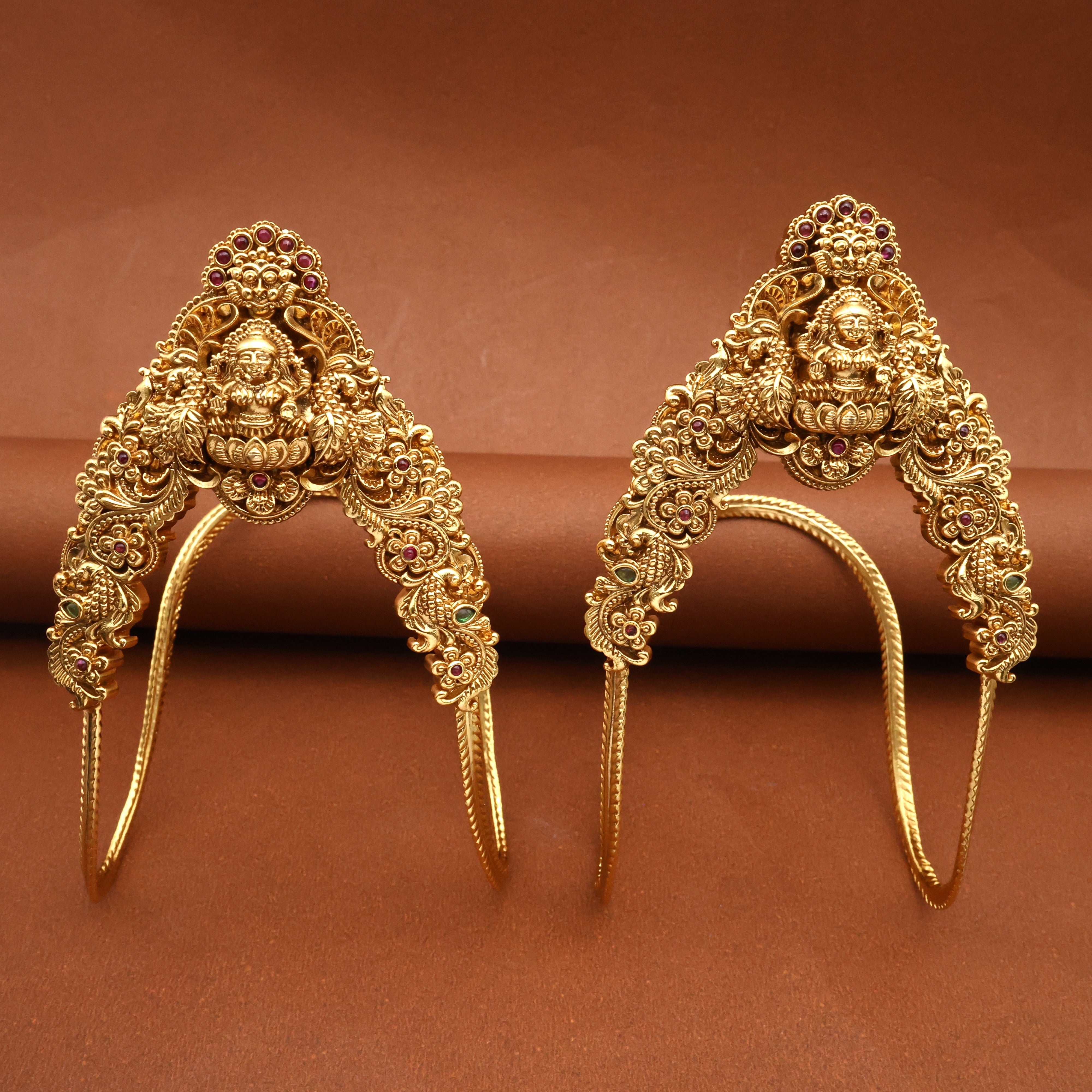 Antique Nagas Mayuri Lakshmi Kids Traditional Vankis - Pair of Vankis