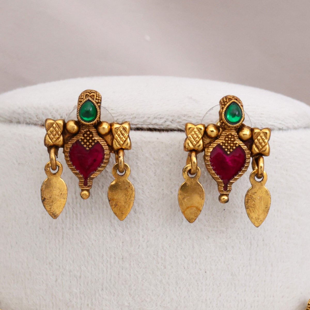 Kemp Enamel Palakka Elakkathali Choker Necklace Set - Rani Pink