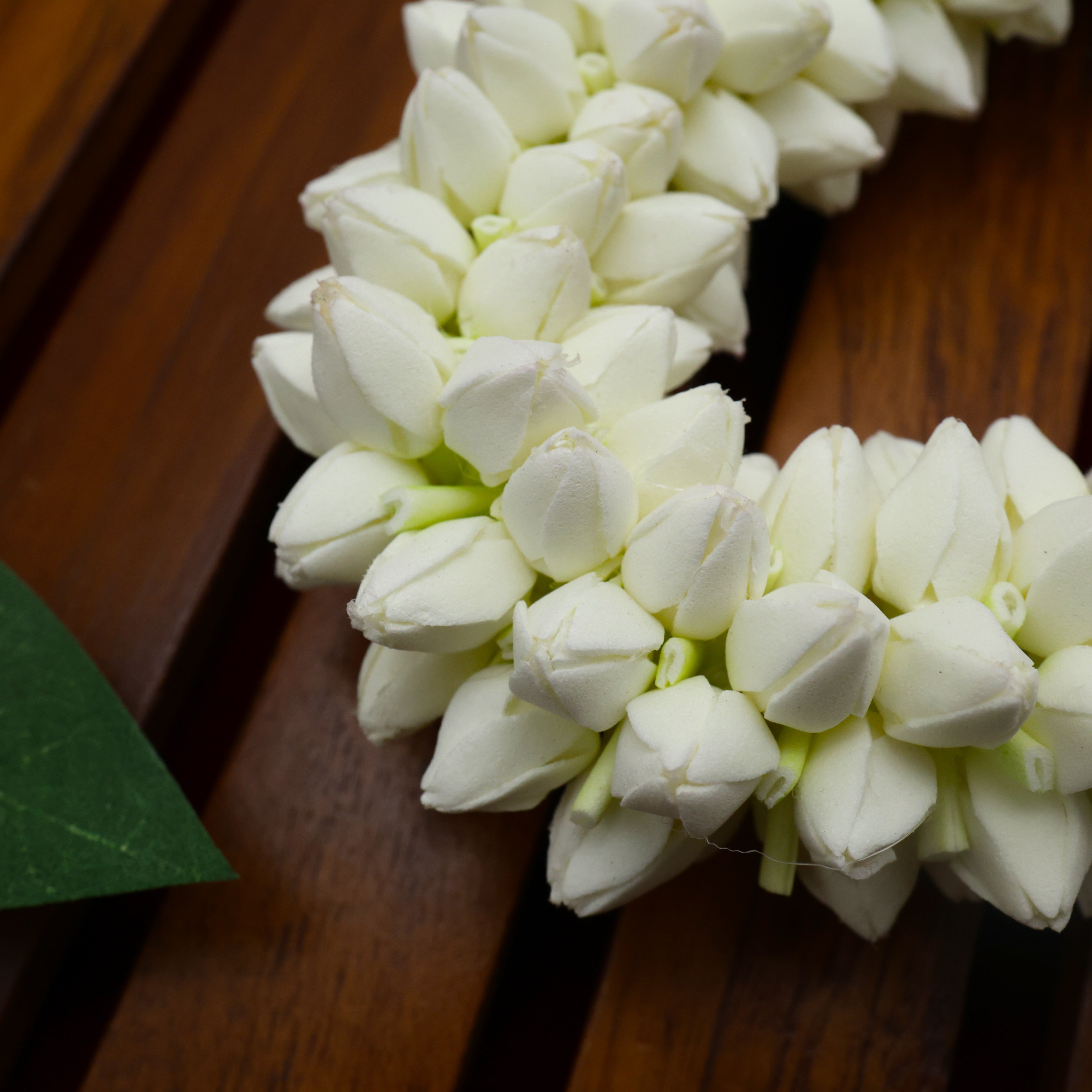 Lightweight Reusable Waterproof Handmade Foam Jasmine Buds Veni