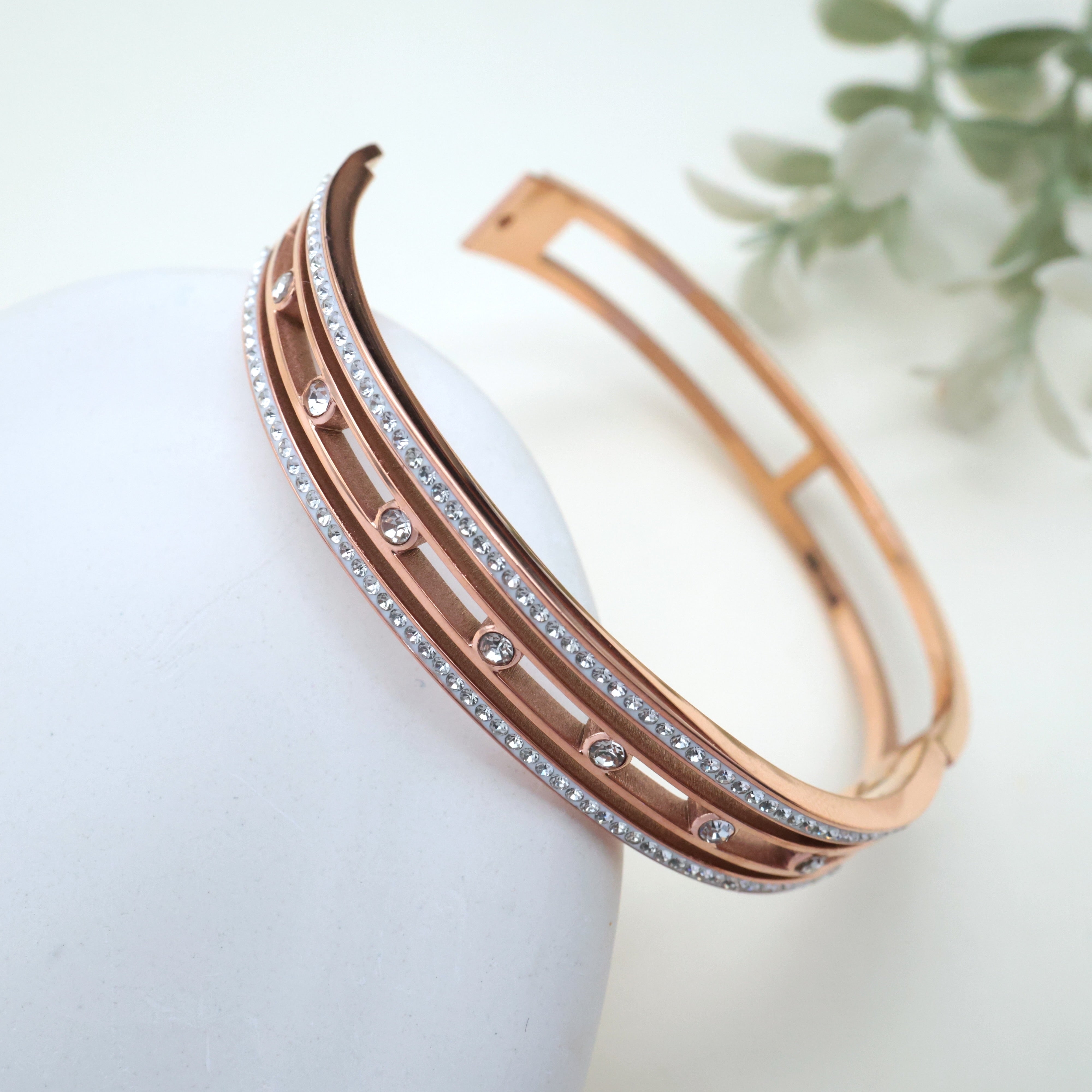 Rose Gold ANTI TARNISH BRACELET FOR WOMEN - Stone Track