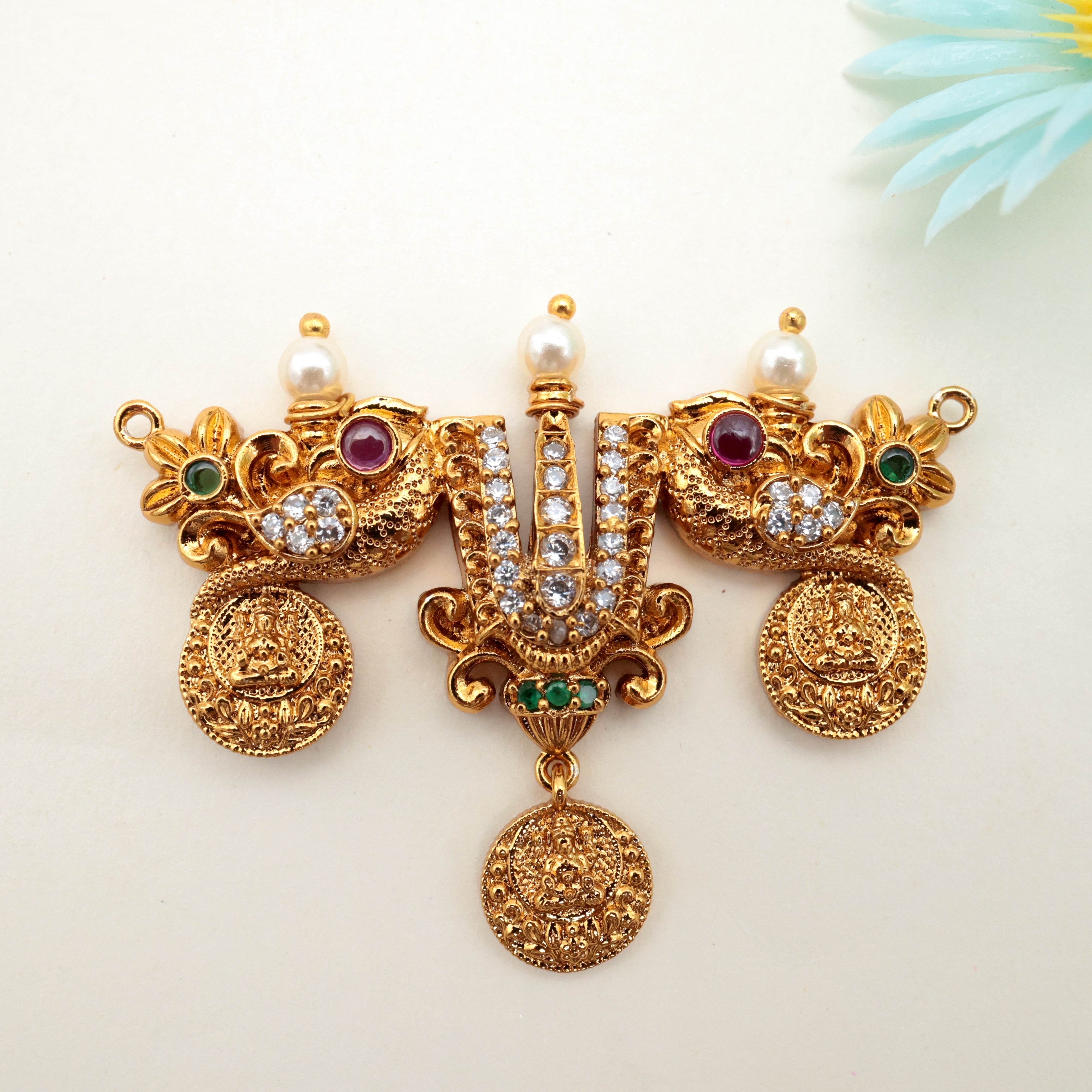 Antique Gold Lakshmi Coin Thiruman Dollar For Chains