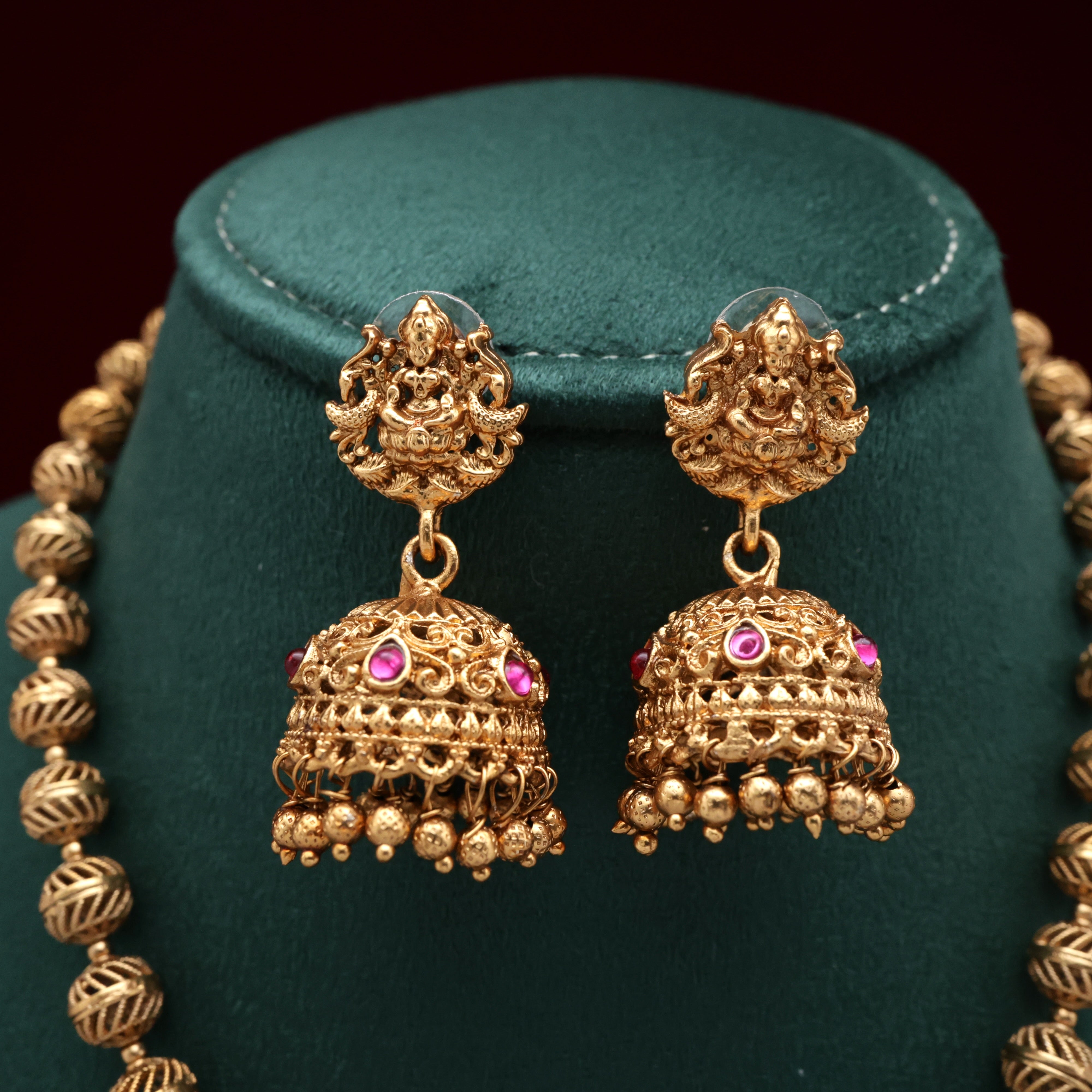 Antique Vishnu Avatars Temple Pendant Necklace Set
