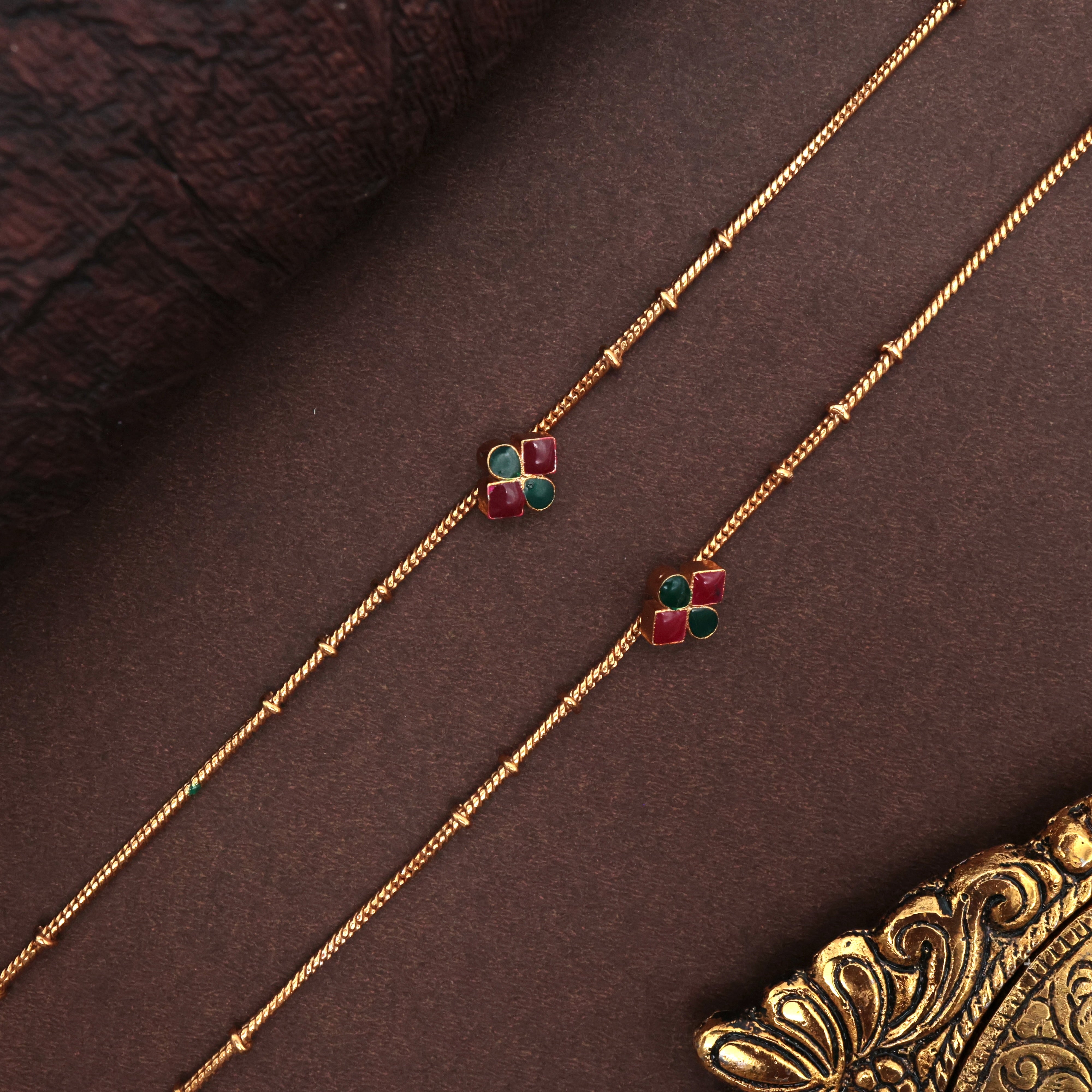 ANTIQUE GOLD ANKLETS - SMALL DIAMOND FLOWER
