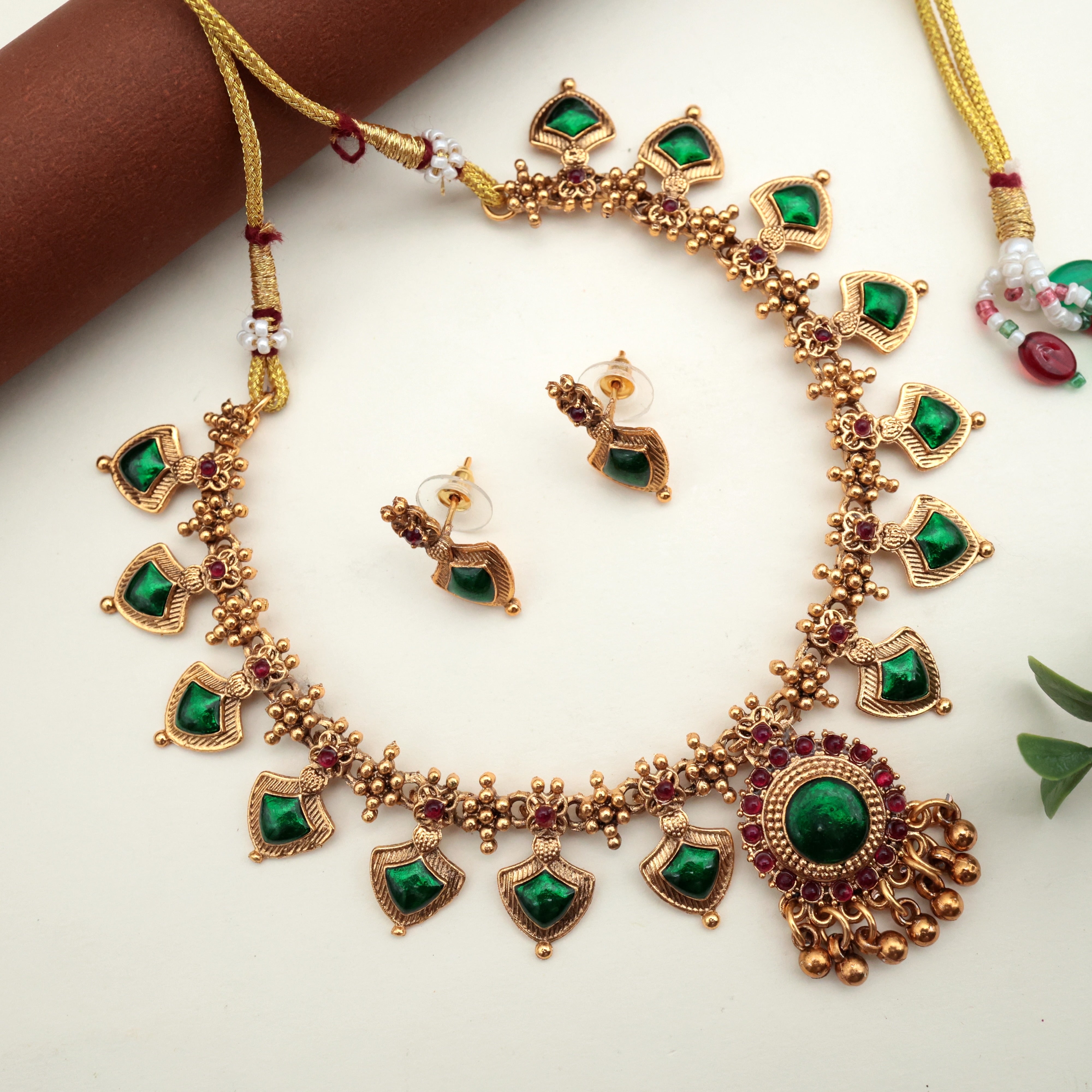 Antique Matte Palakka Necklace Set