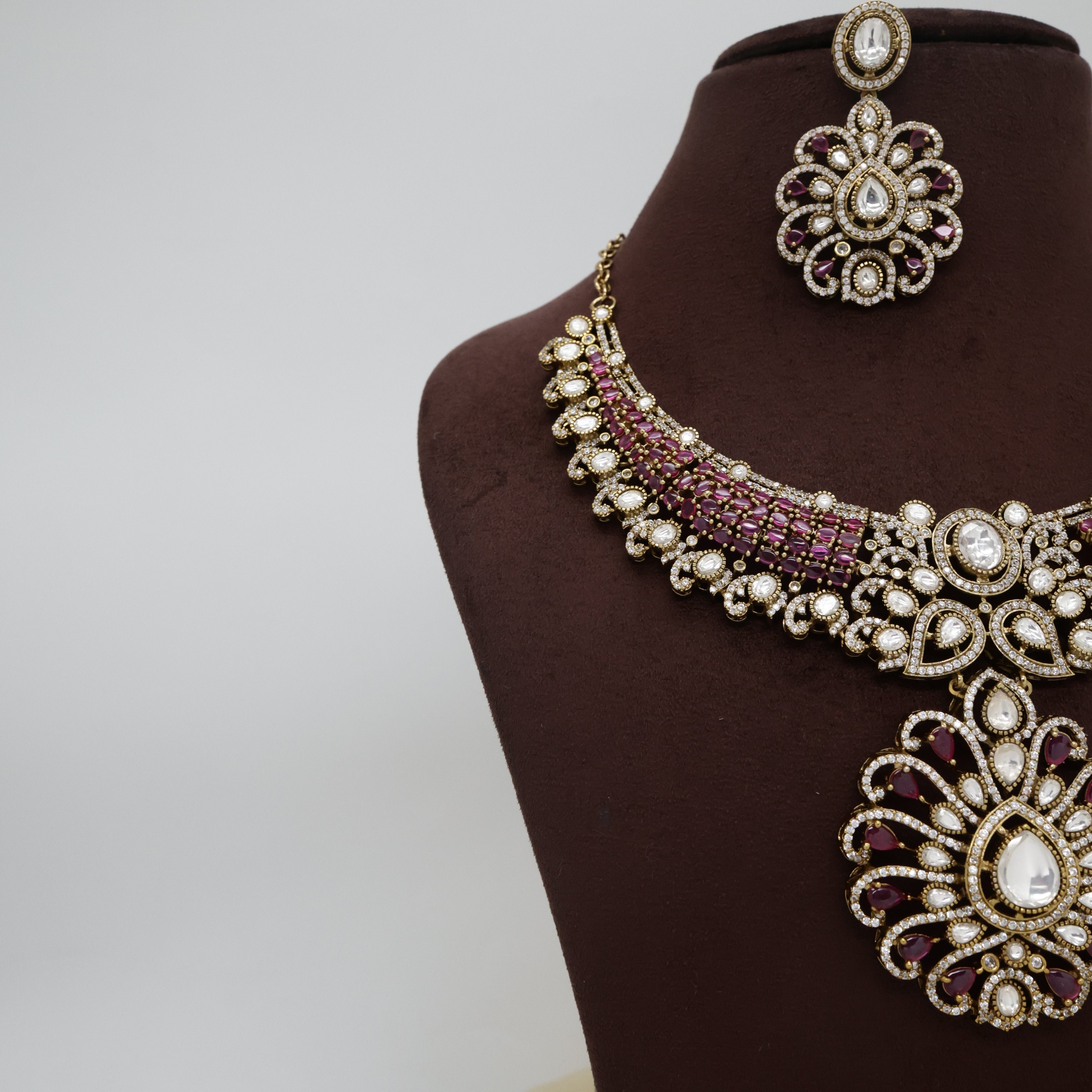 Diamond Look AD Kundan Tilak Flower Heavy Bridal Necklace Set