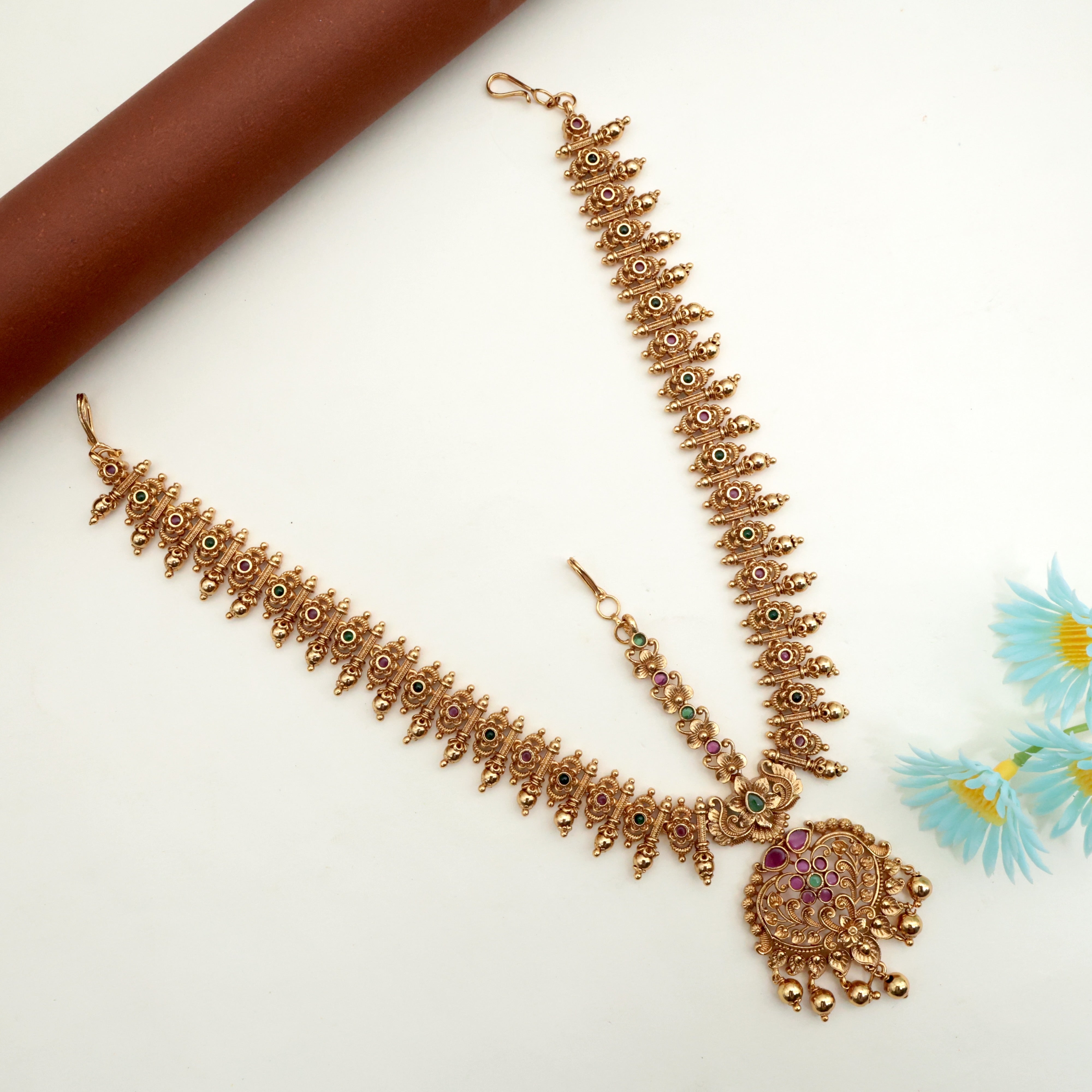 ANTIQUE GOLD BRIDAL NETHICHUTTI