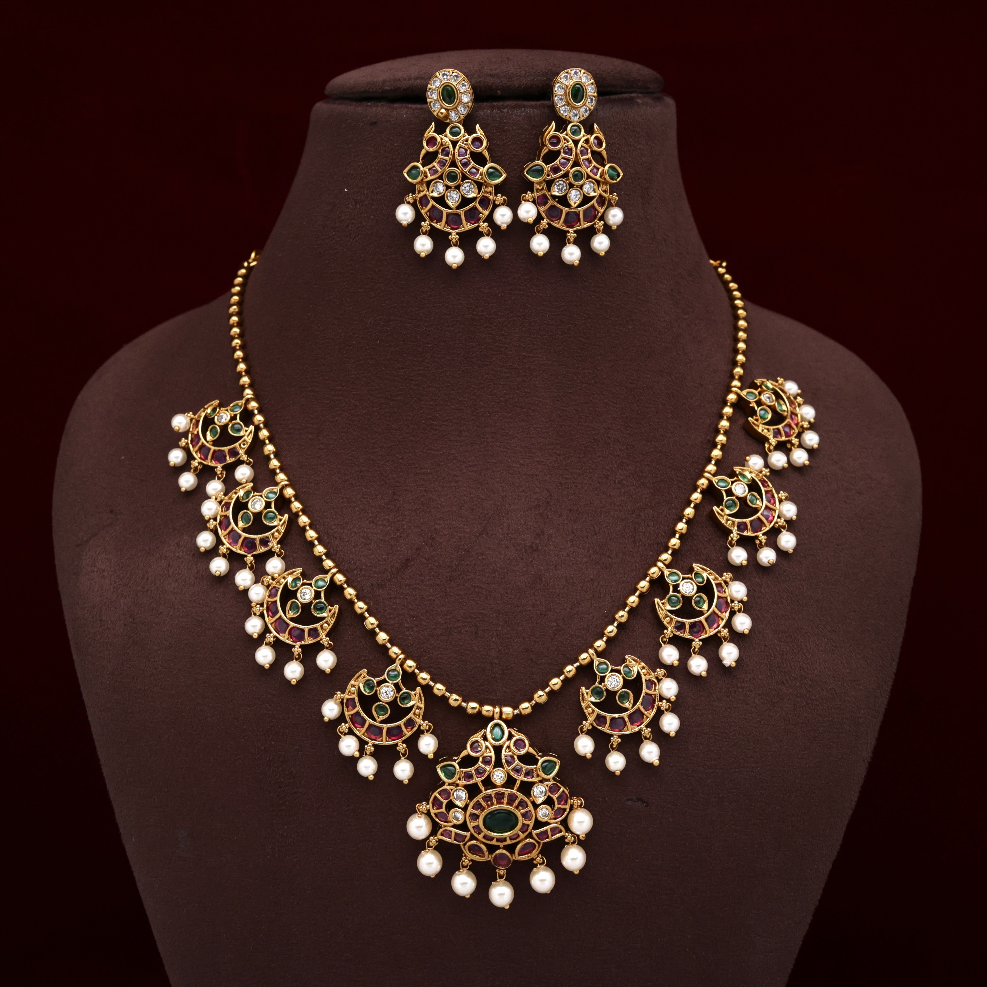 Antique Kemp Lightweight Gandaberunda Chaand Necklace Set