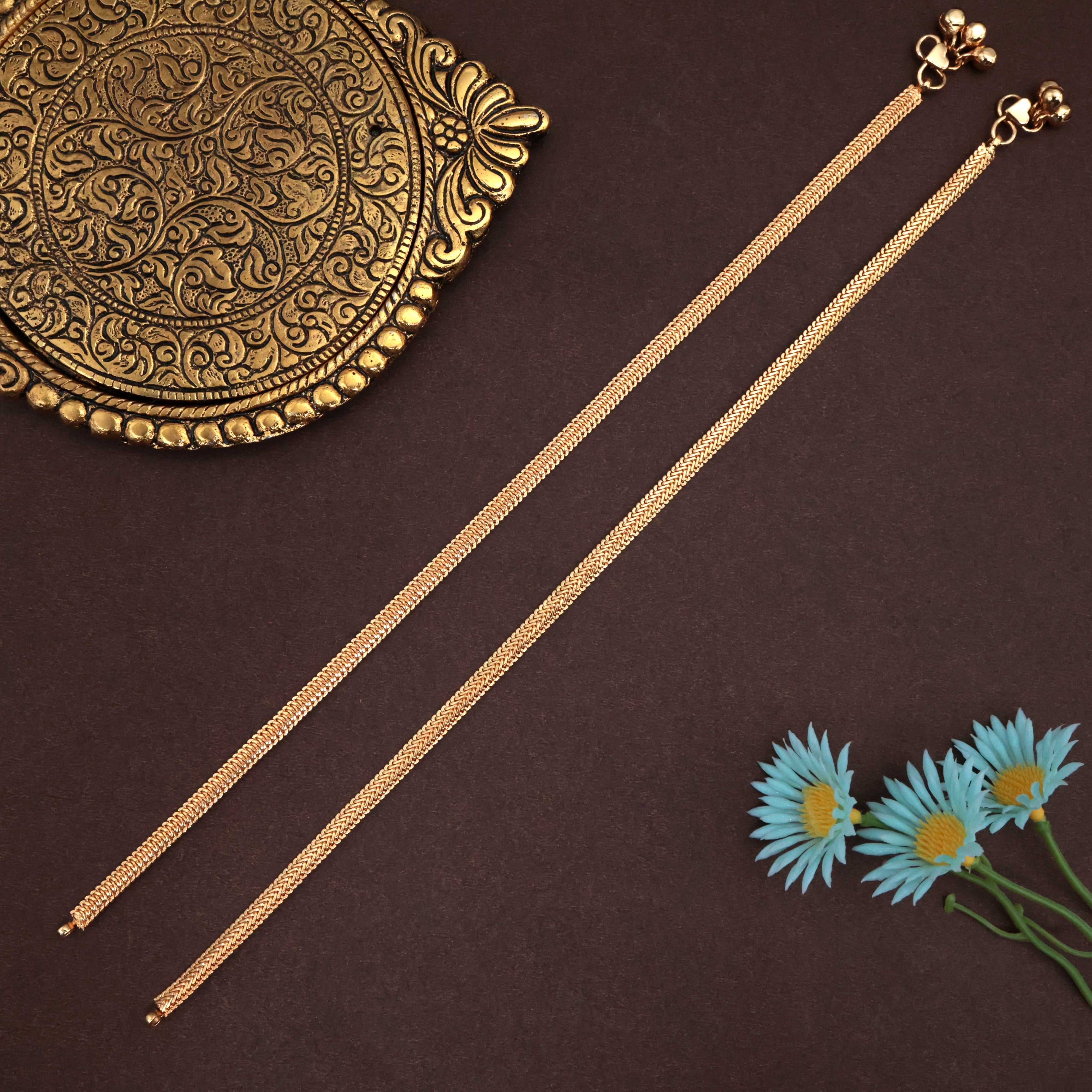 REAL GOLD LOOK MICRO GOLD POLISHED FLAT KERALA ANKLETS FOR WOMEN - 10.5 INCHES