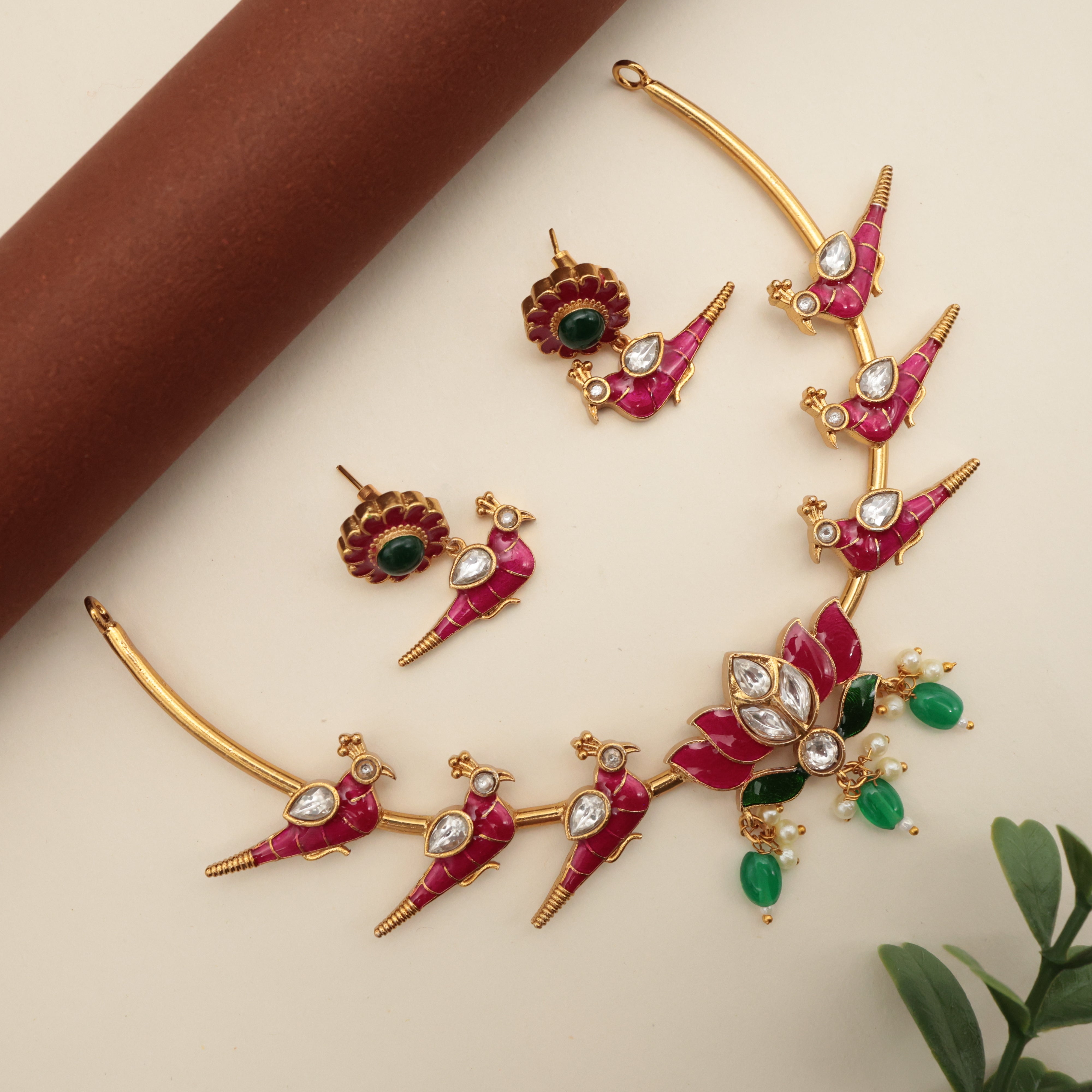 ANTIQUE ENAMEL FILLED LOTUS BIRDS HASLI NECKLACE SET