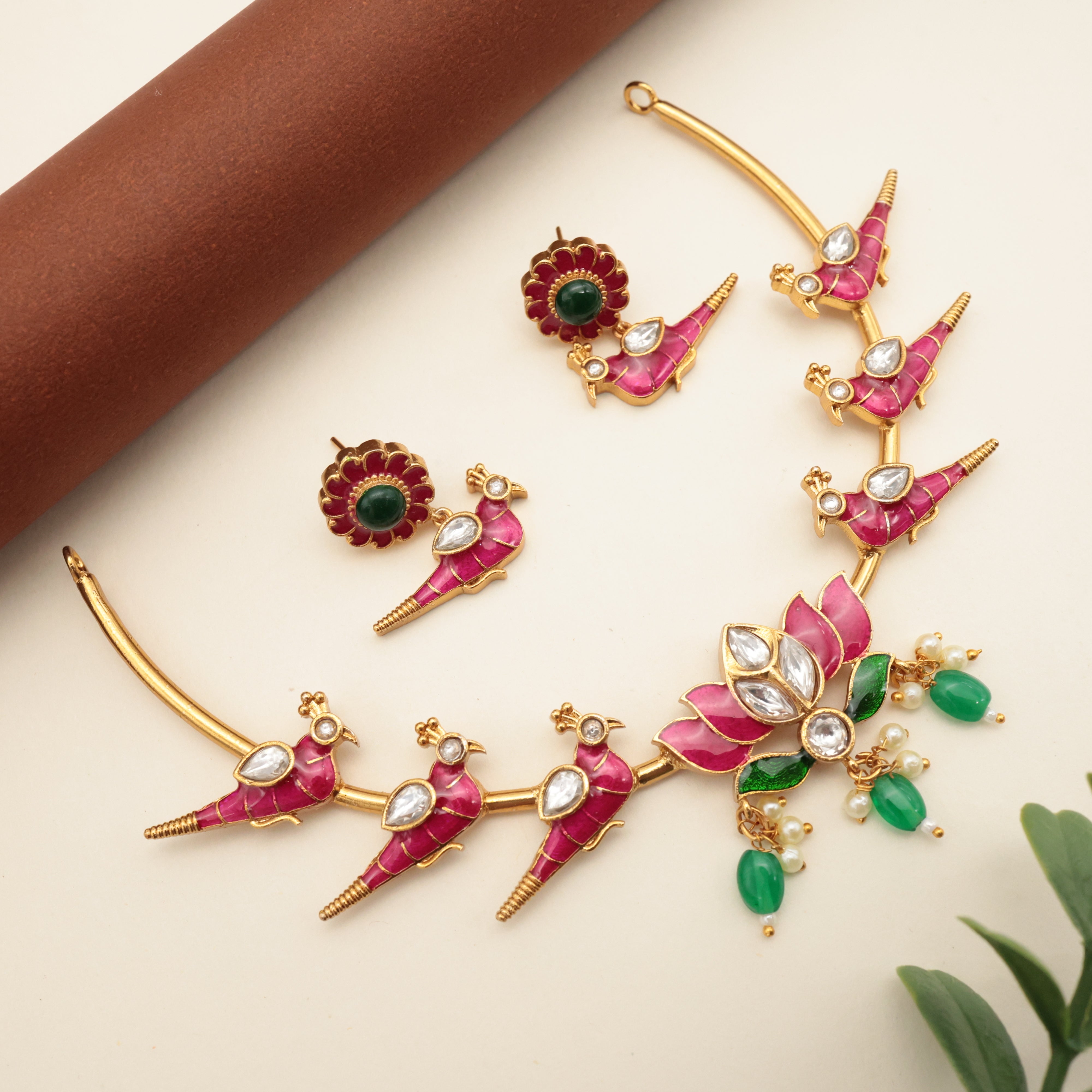 ANTIQUE ENAMEL FILLED LOTUS BIRDS HASLI NECKLACE SET